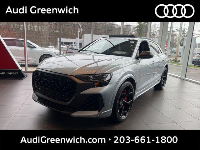 2026 Audi RS Q8 -'s photo