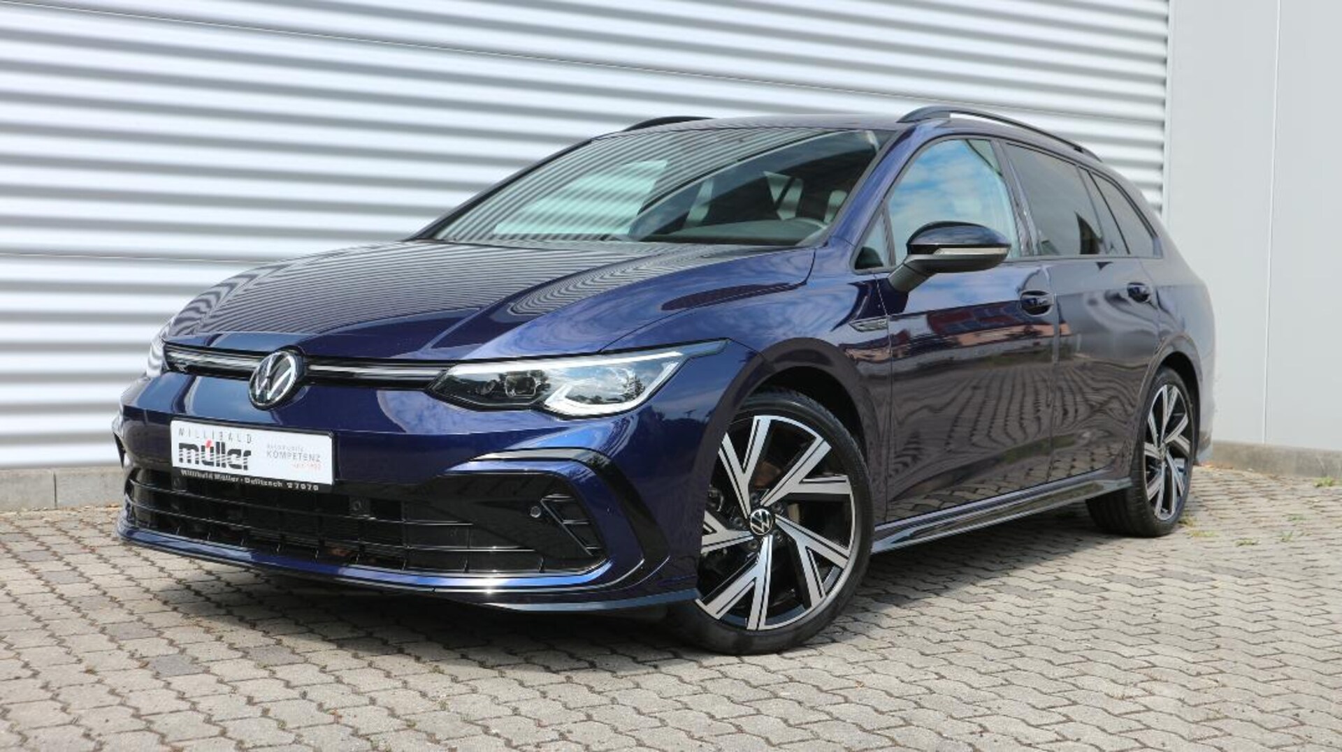 Volkswagen Golf Variant R-Line
