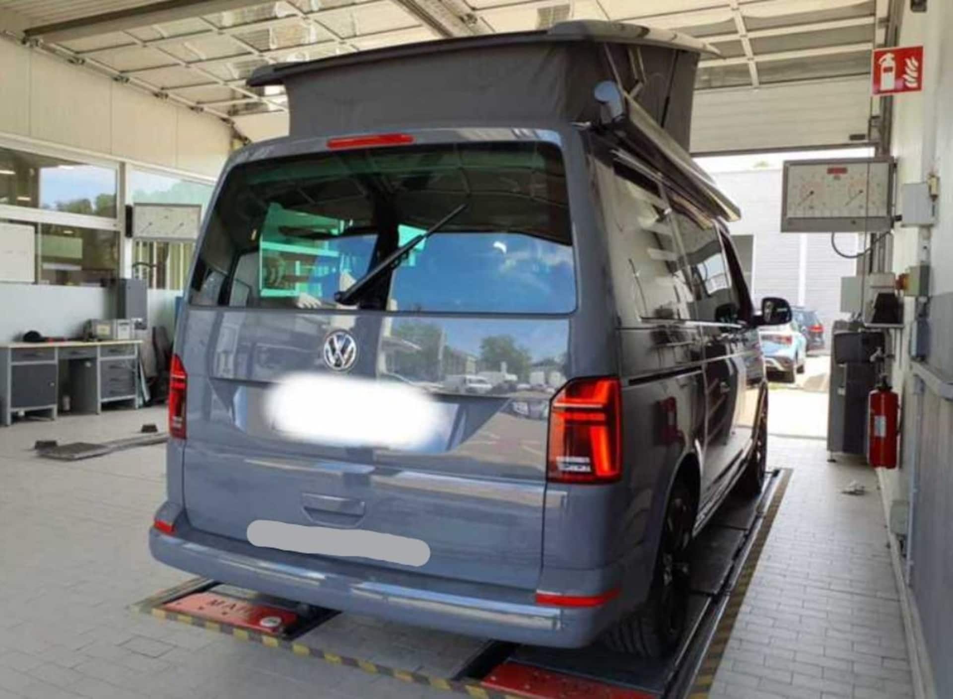 Volkswagen T6.1 California Beach