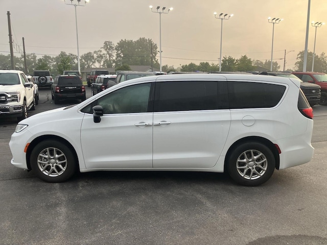 2025 Chrysler Pacifica