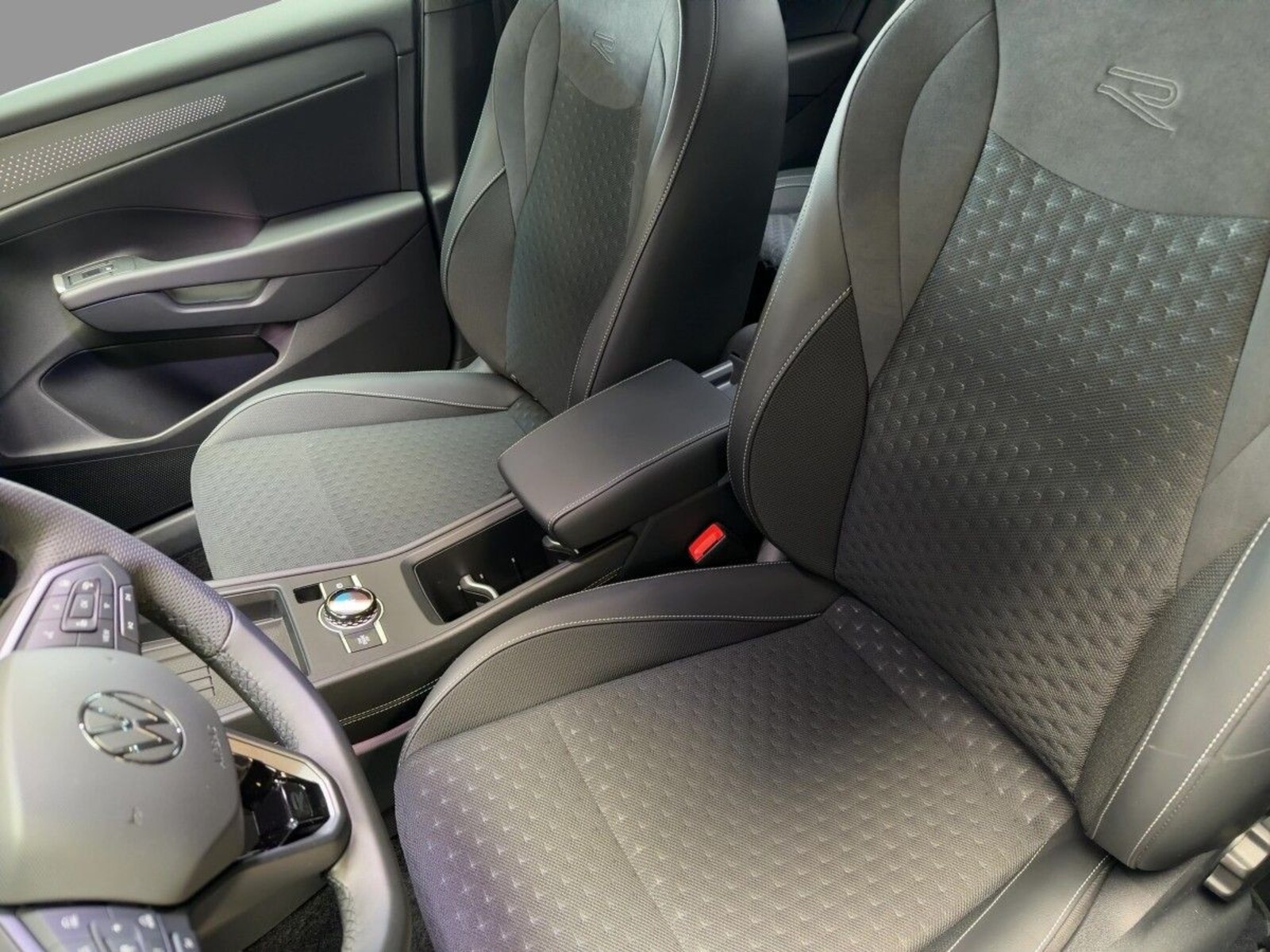 Volkswagen T-Roc – Bild 8
