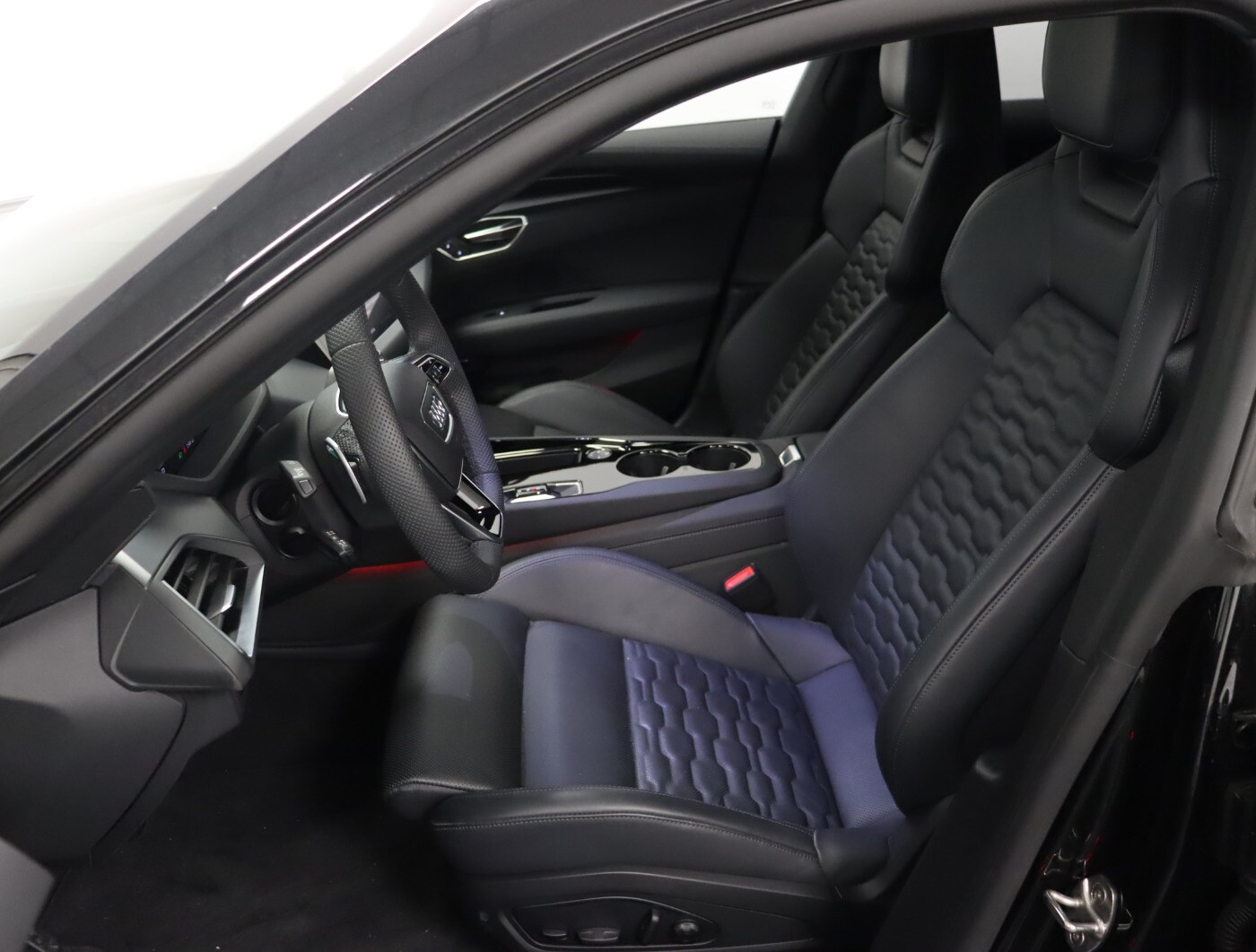 Image about Audi e-tron GT e-tron quattro