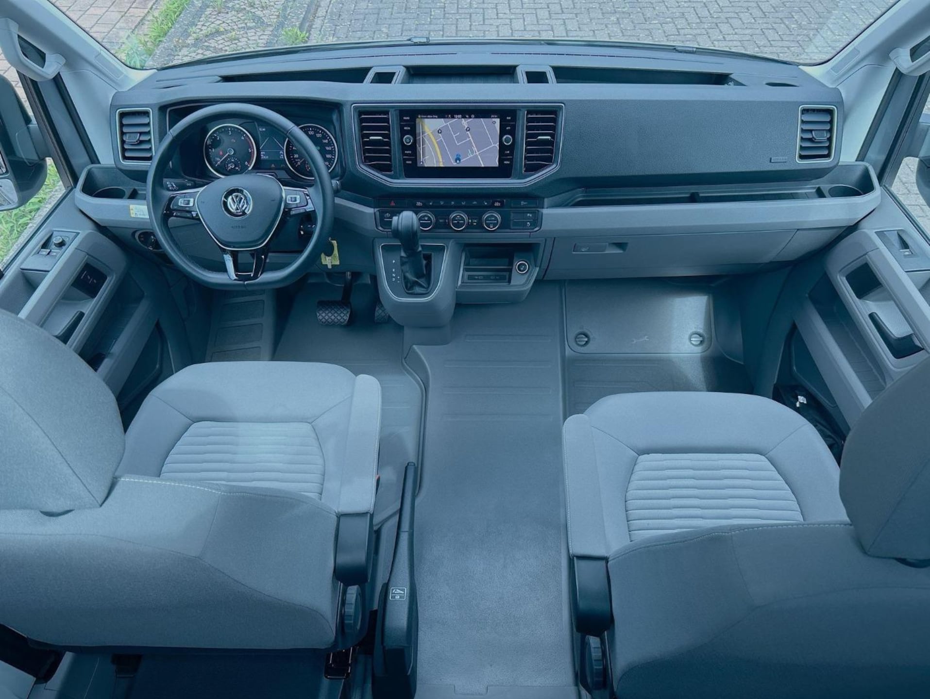 Volkswagen Grand California 680