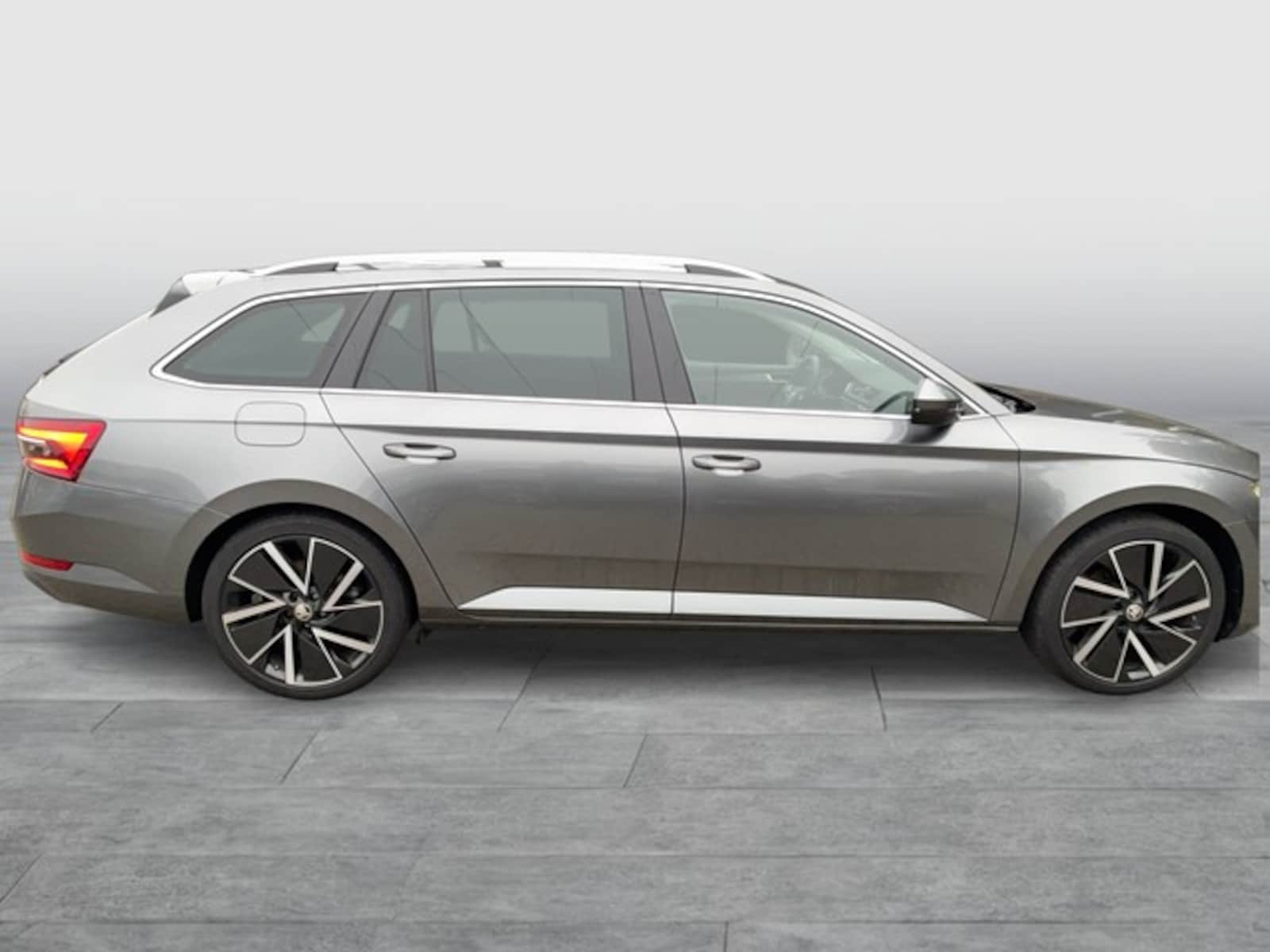 Škoda Superb Combi – Bild 5