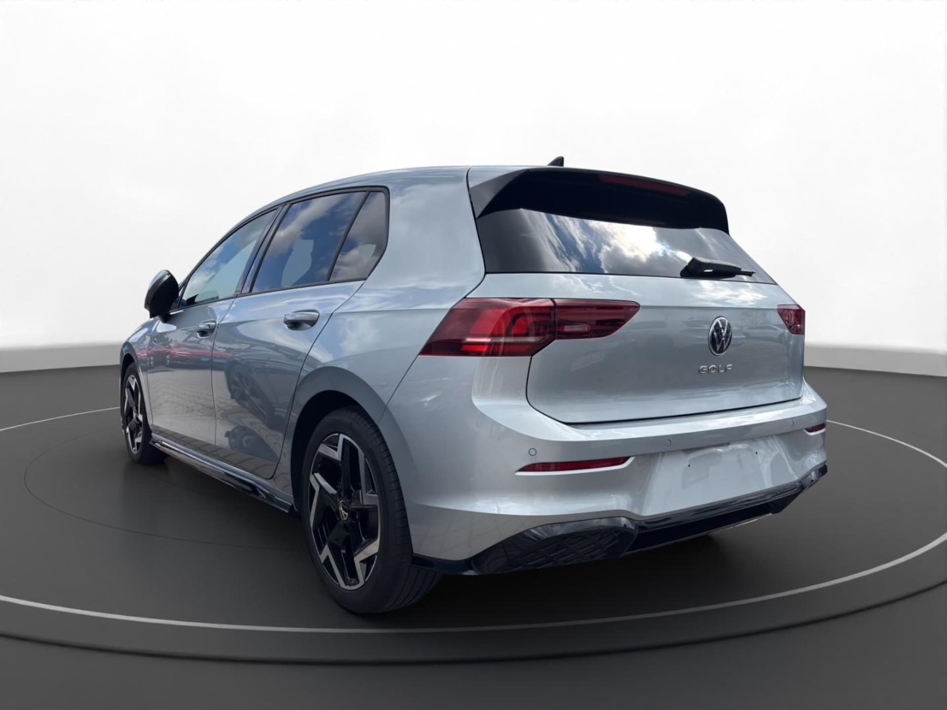 Volkswagen Golf R-Line