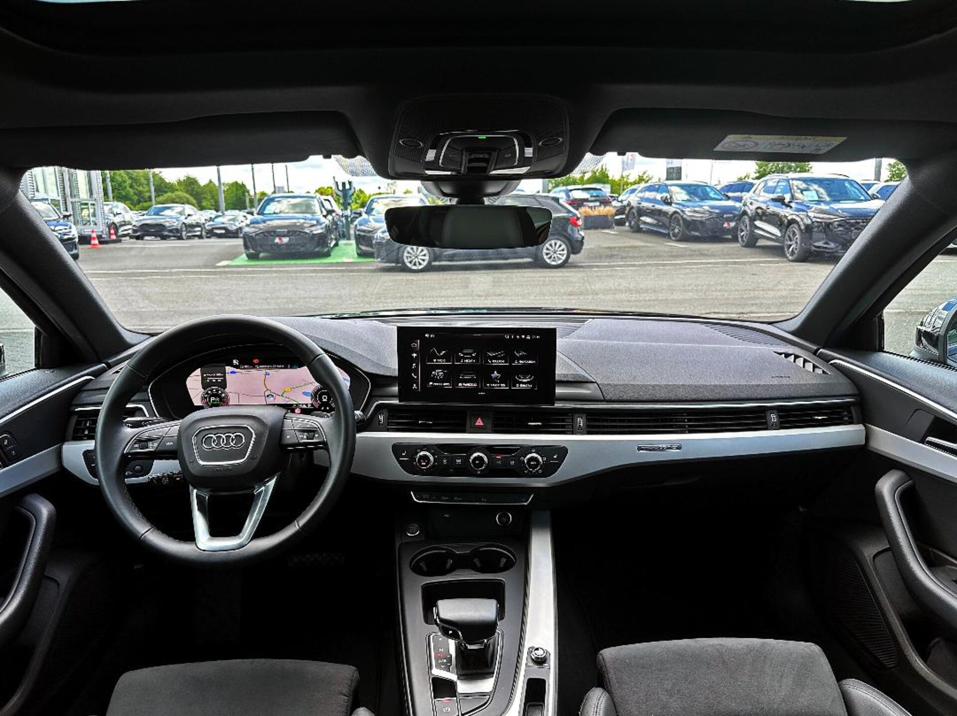Audi A4 Avant S line