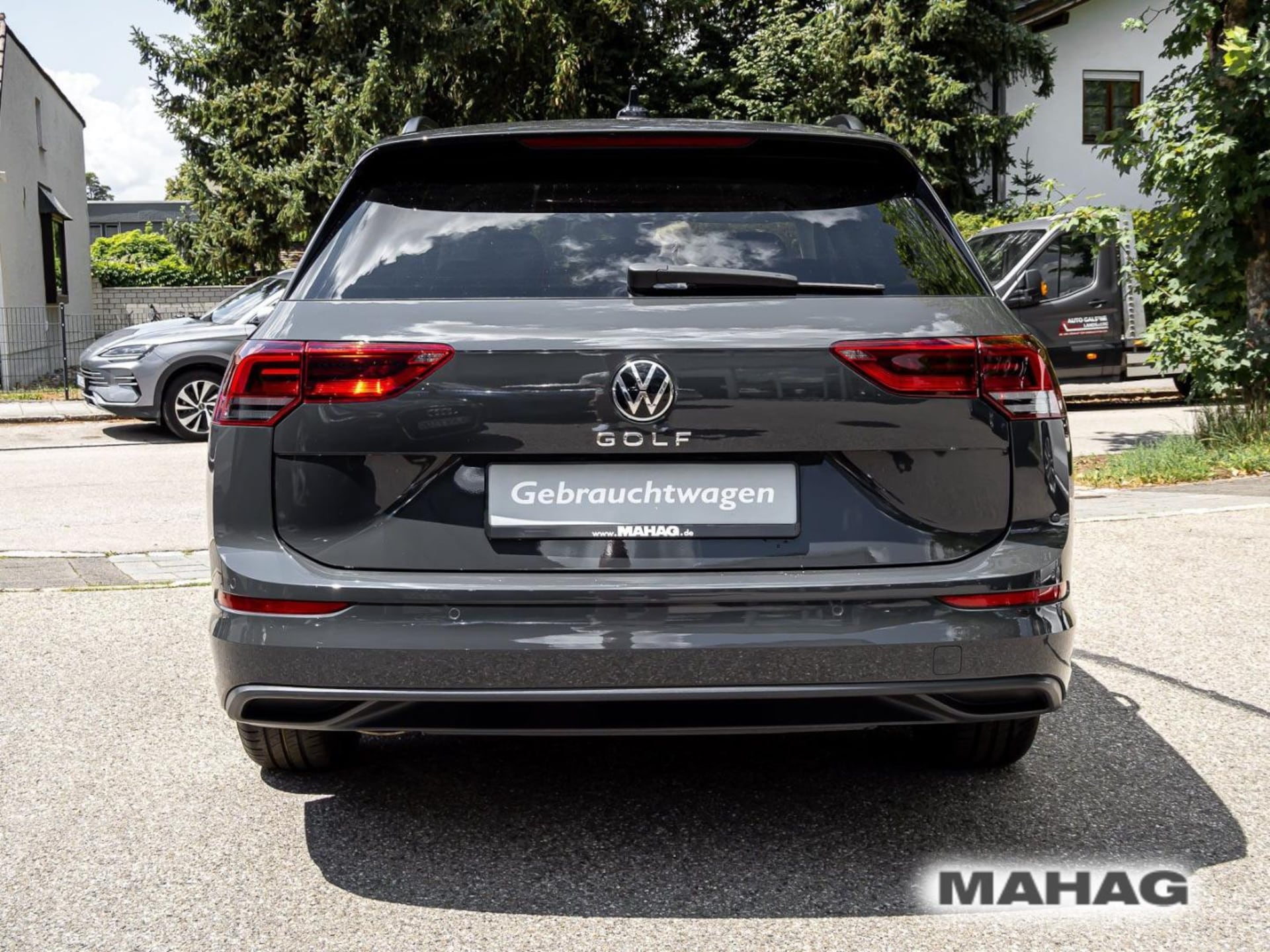 Volkswagen Golf Variant Life