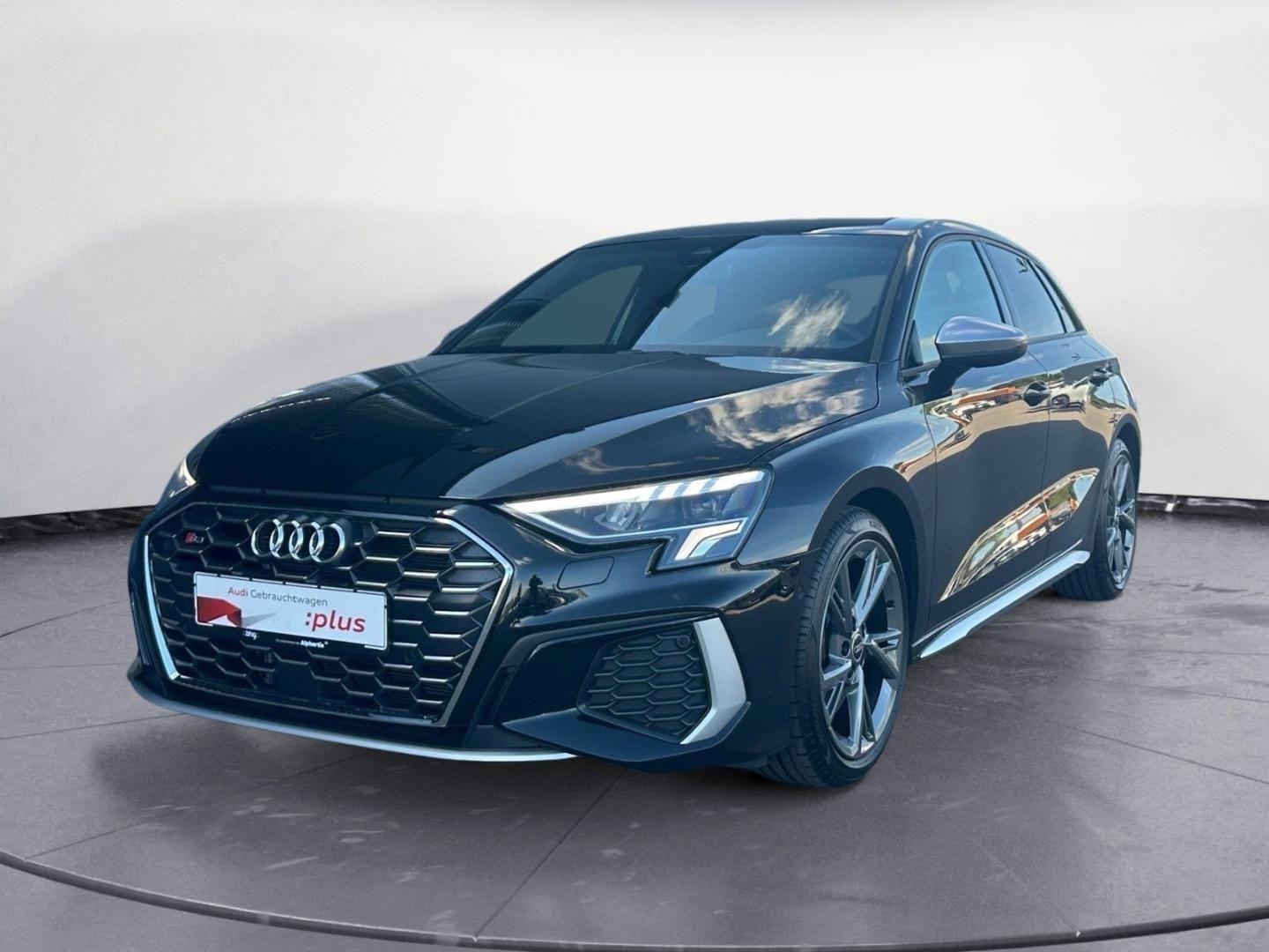 Bild über Audi S3 Sportback TFSI quattro S tronic - für weitere Informationen kontaktieren Sie den Audi Partner