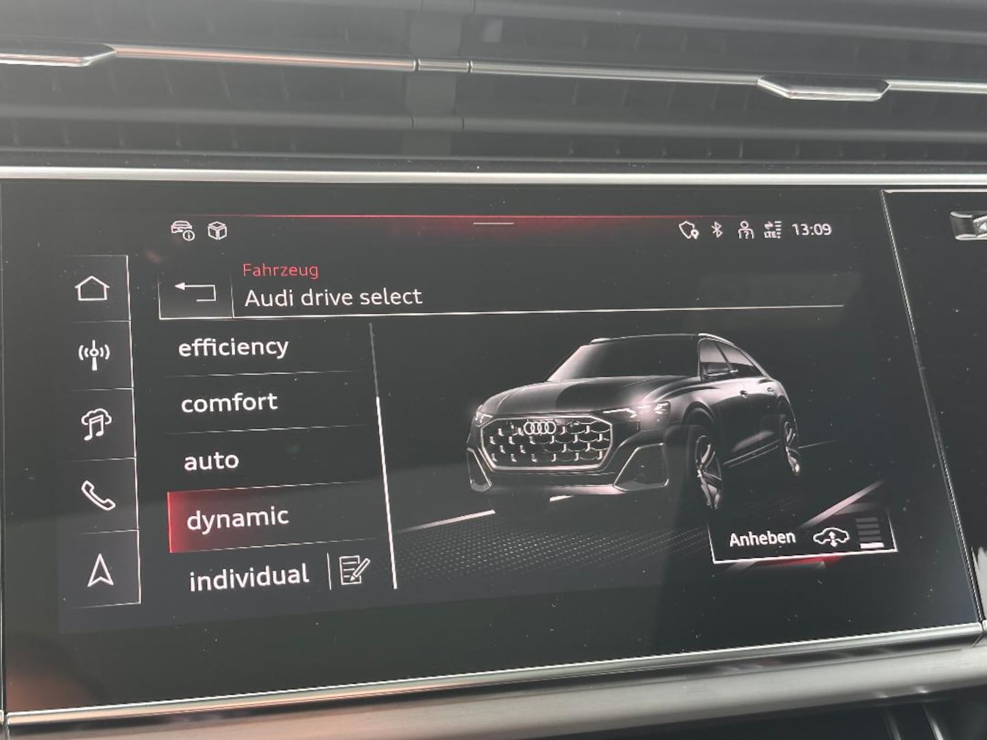 Bild über Audi Q8 SUV 55 TFSI quattro tiptronic - für weitere Informationen kontaktieren Sie den Audi Partner