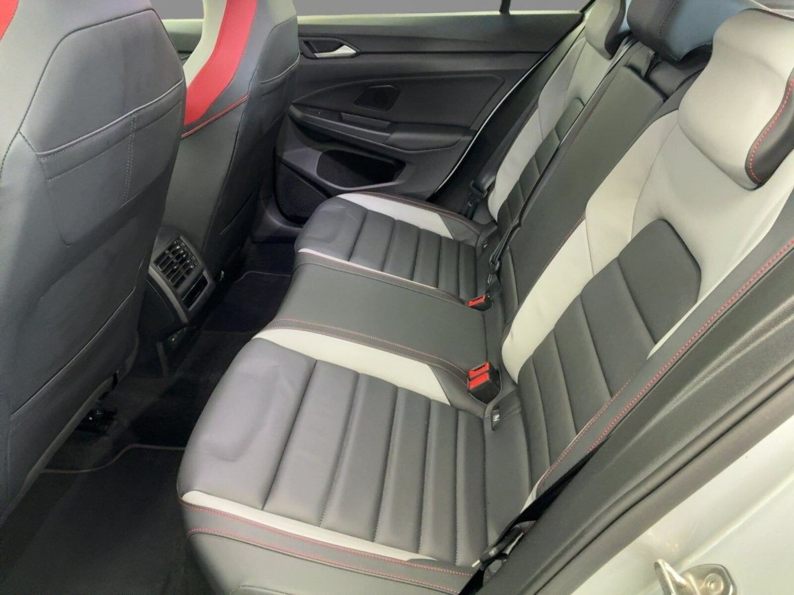 Volkswagen Golf – Bild 7