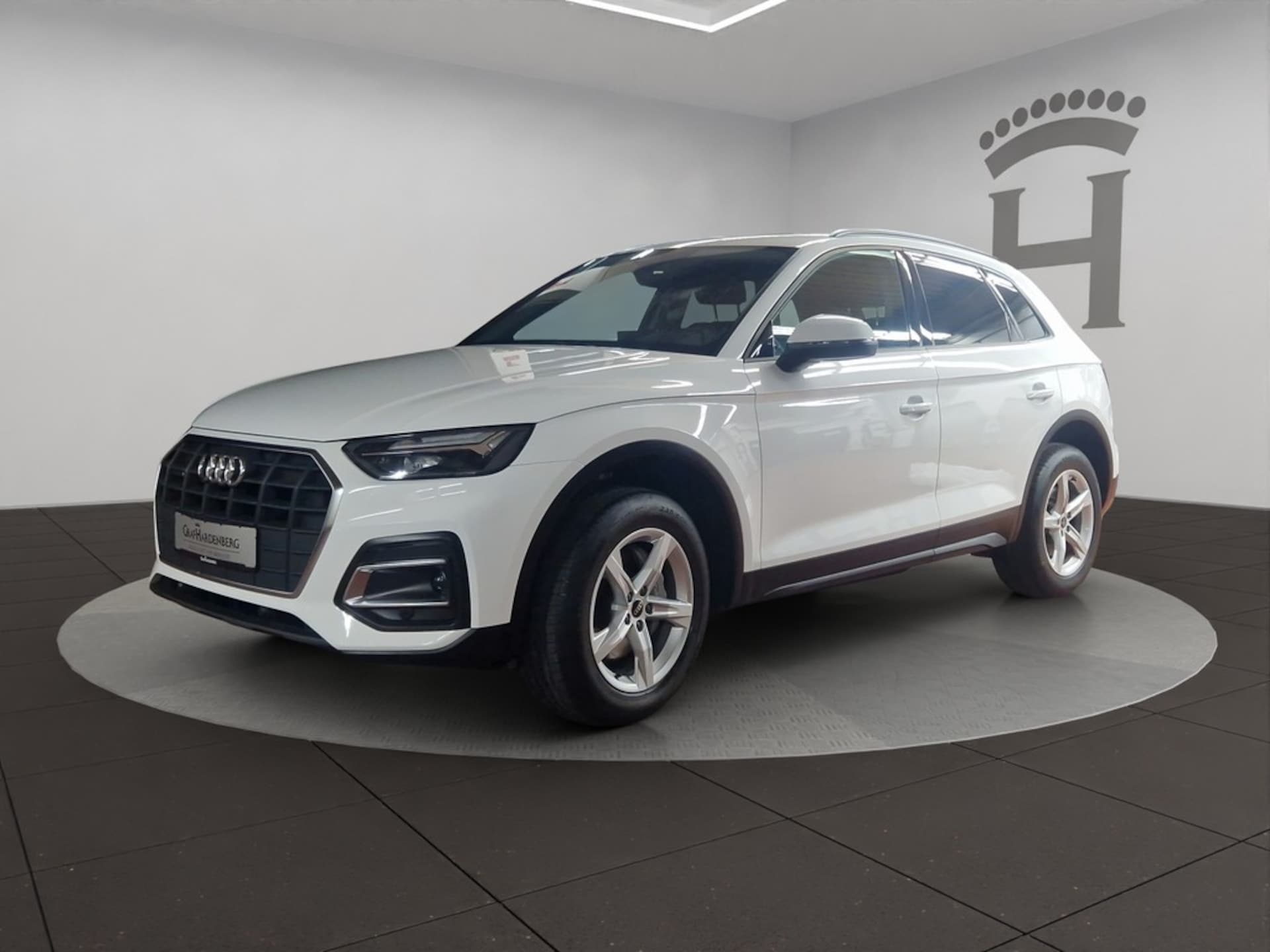 Audi Q5 SUV — Audi Q5 SUV 40 TDI quattro 150 kW (204 PS) S tronic Q5 40TDI Quattro S-Tr. Panoramadach