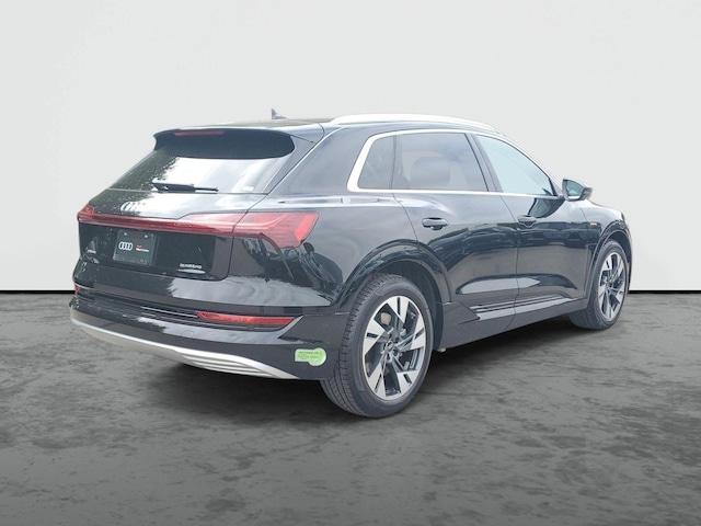 2023 Audi e-tron