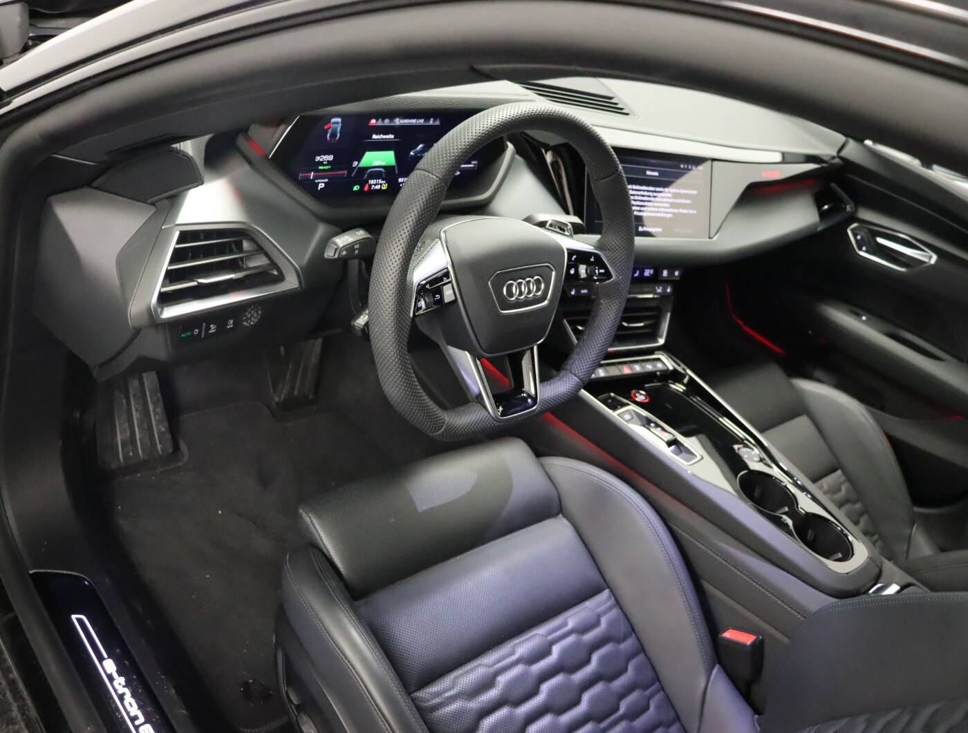 Image about Audi e-tron GT e-tron quattro