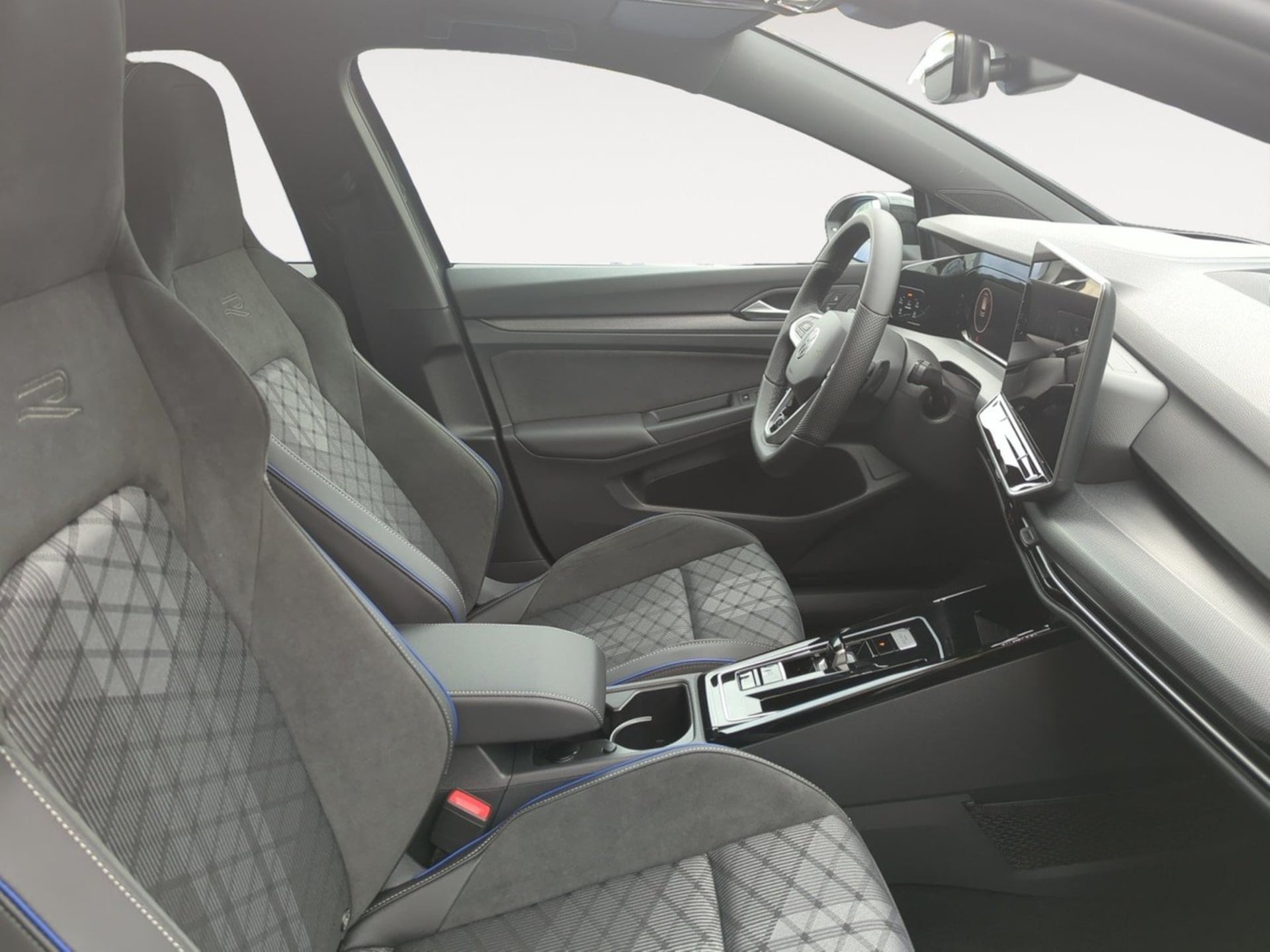 Volkswagen Golf R-Line
