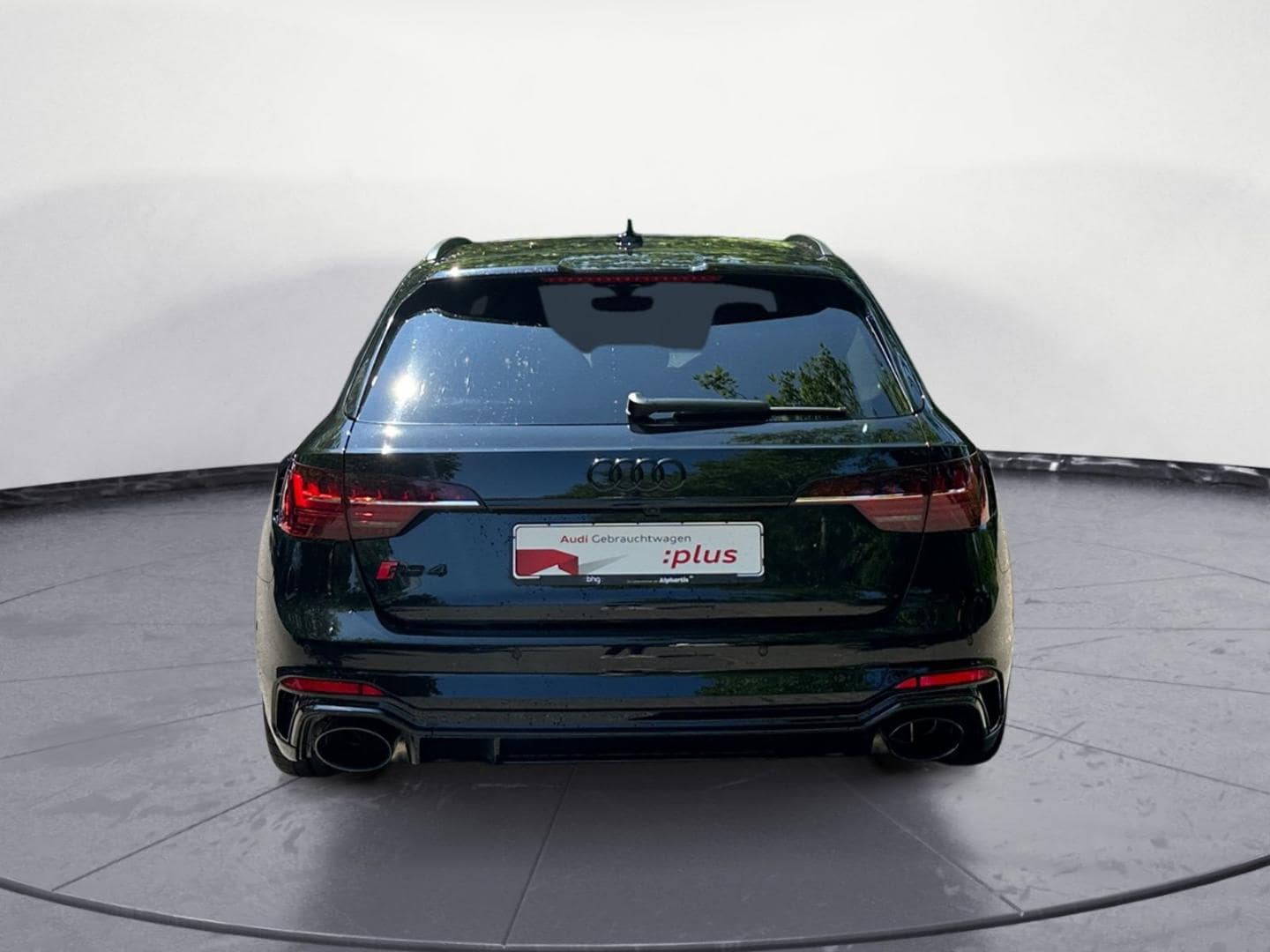 Image about Audi RS 4 Avant TFSI quattro tiptronic