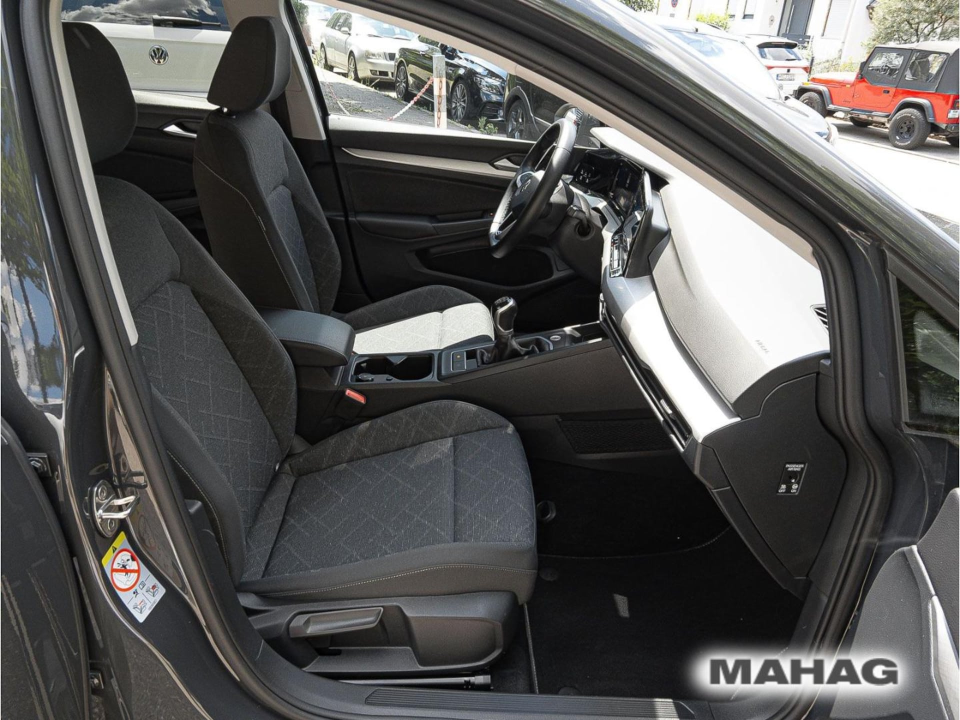 Volkswagen Golf Variant Life