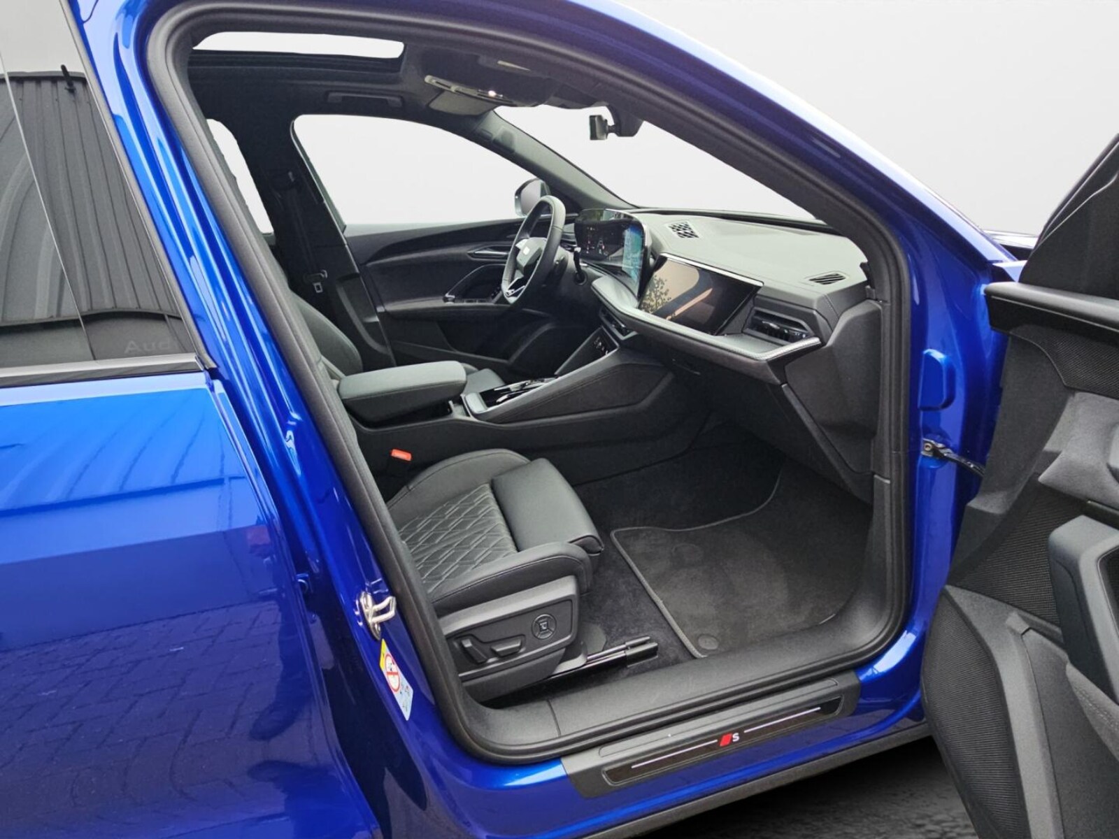 Audi SQ5 – Bild 13