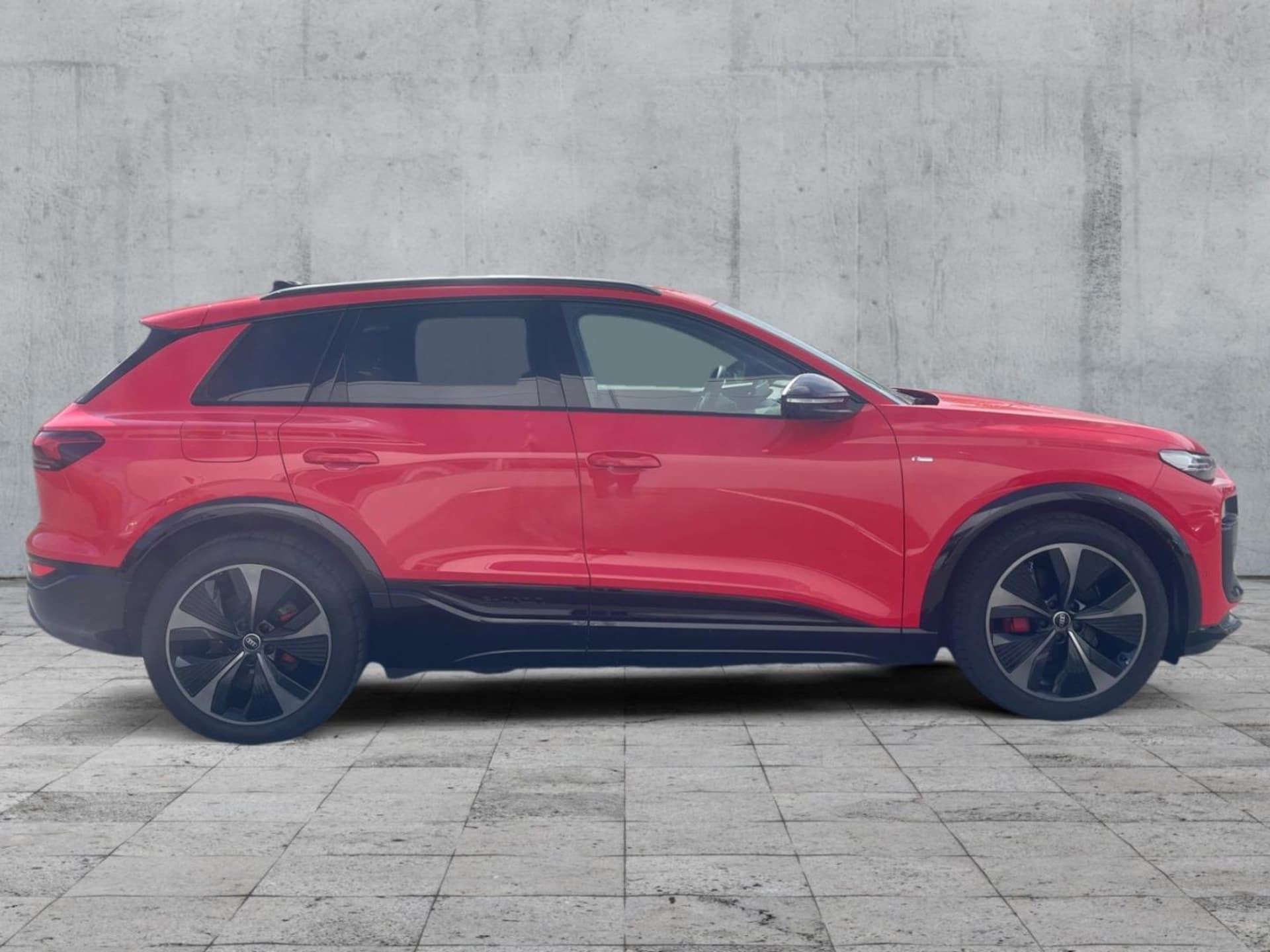 Audi Q6 SUV e-tron
