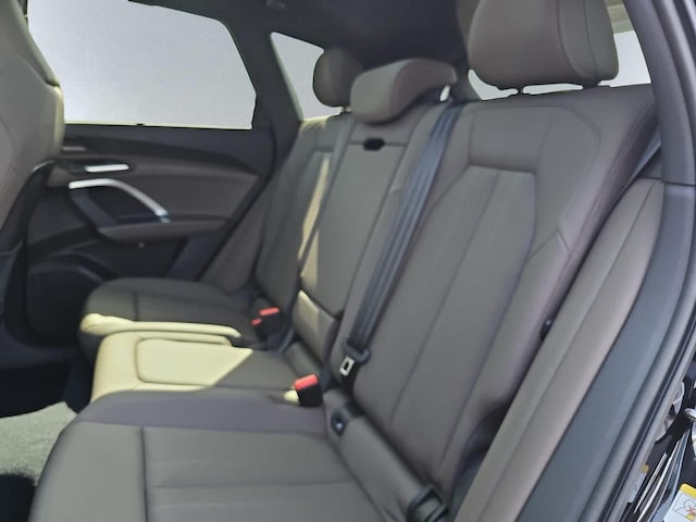 2025 Audi Q5 Premium Plus - Photo 18