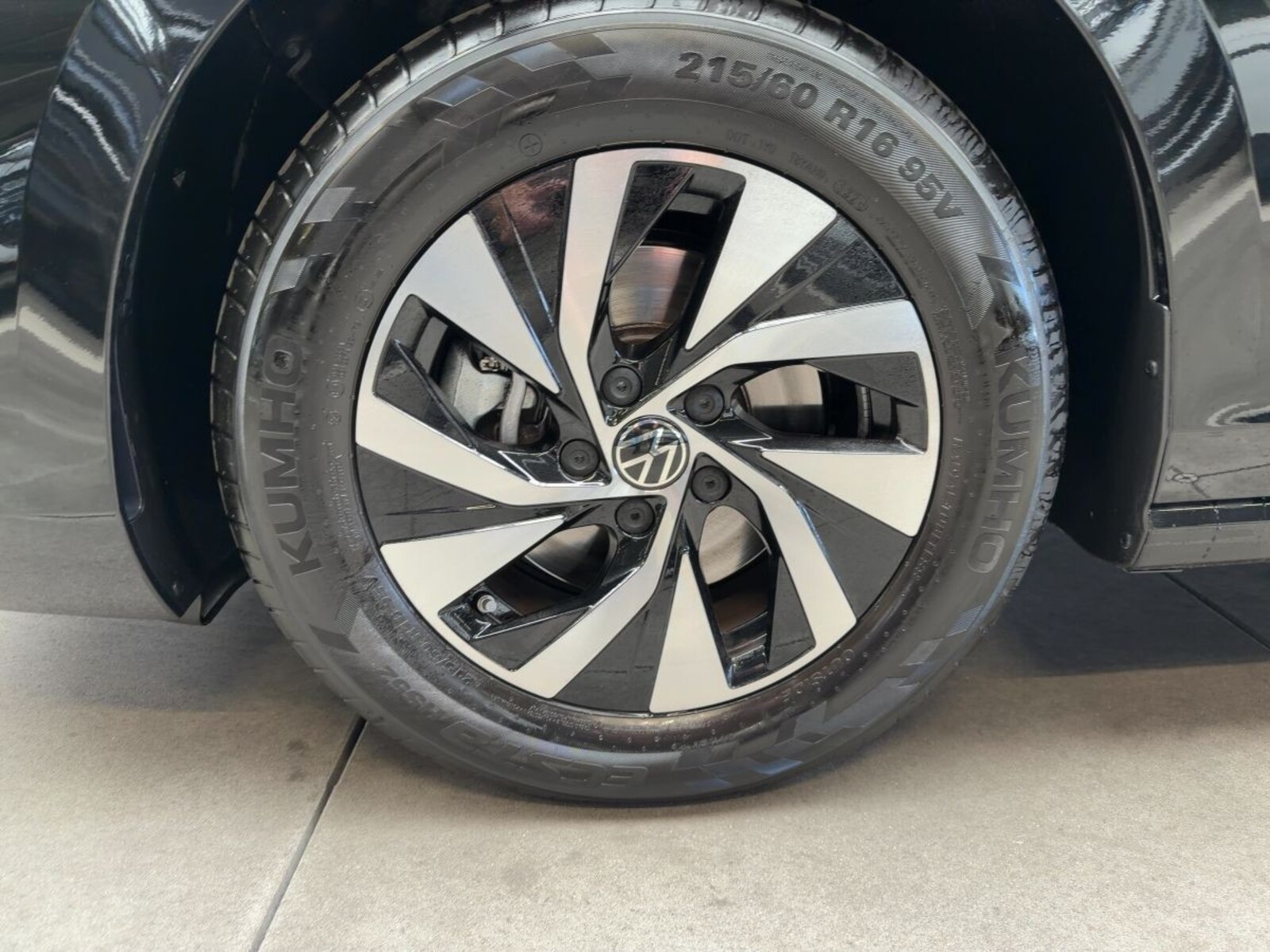 Volkswagen Passat – Bild 13