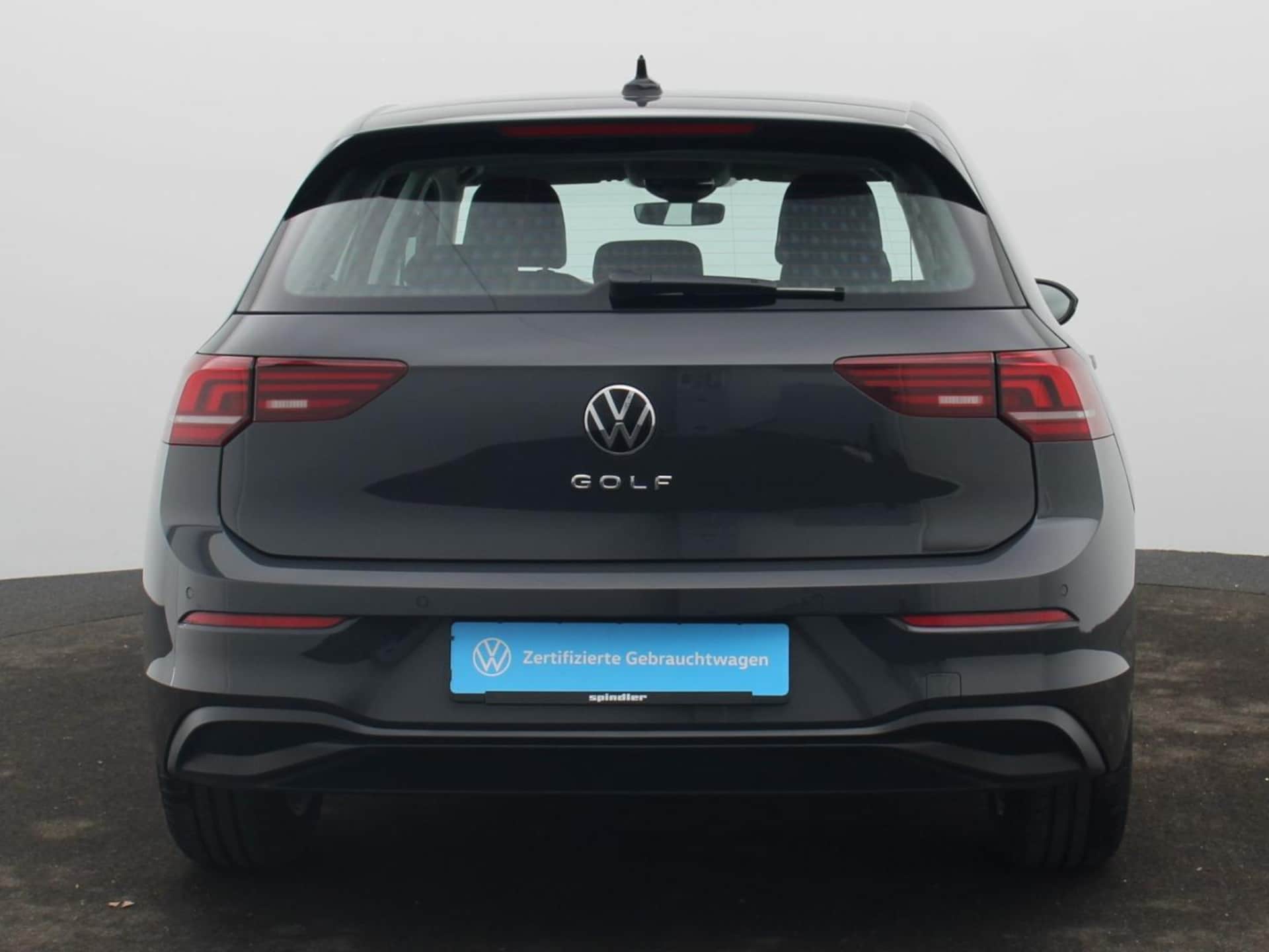 Volkswagen Golf Life