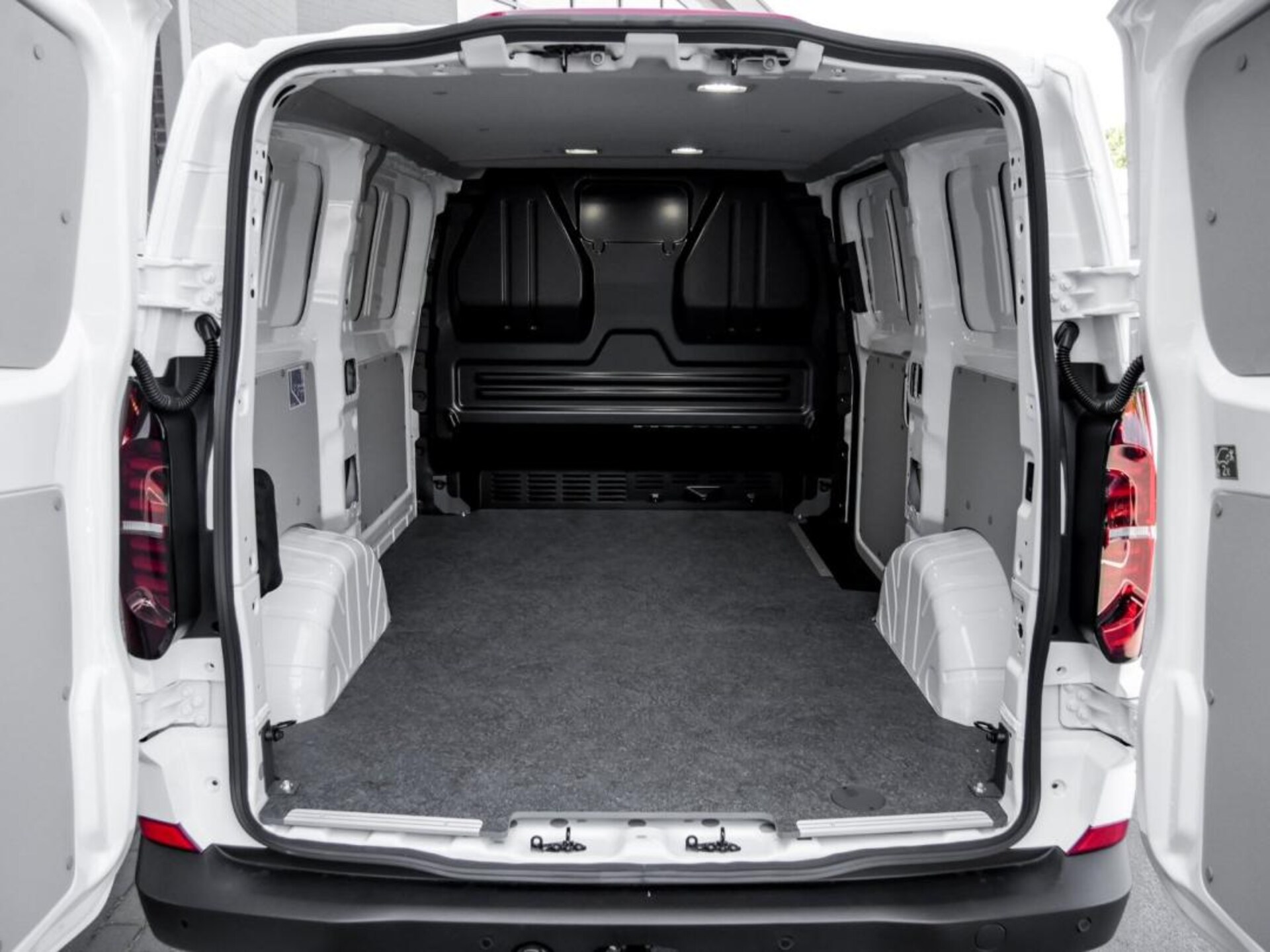 Volkswagen Transporter Kasten kurzer Radstand