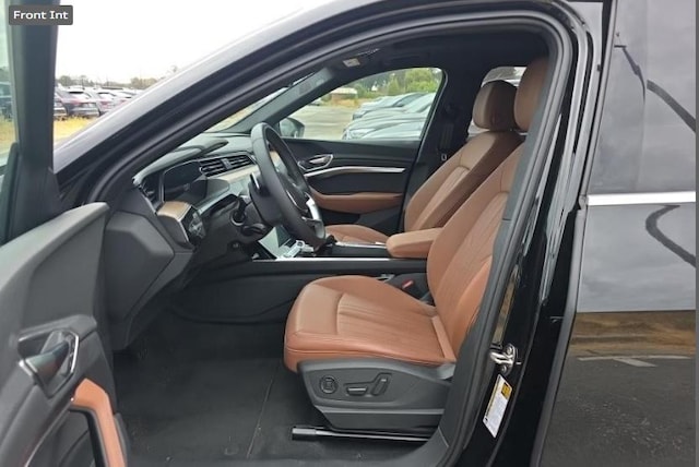 2024 Audi Q8 e-tron