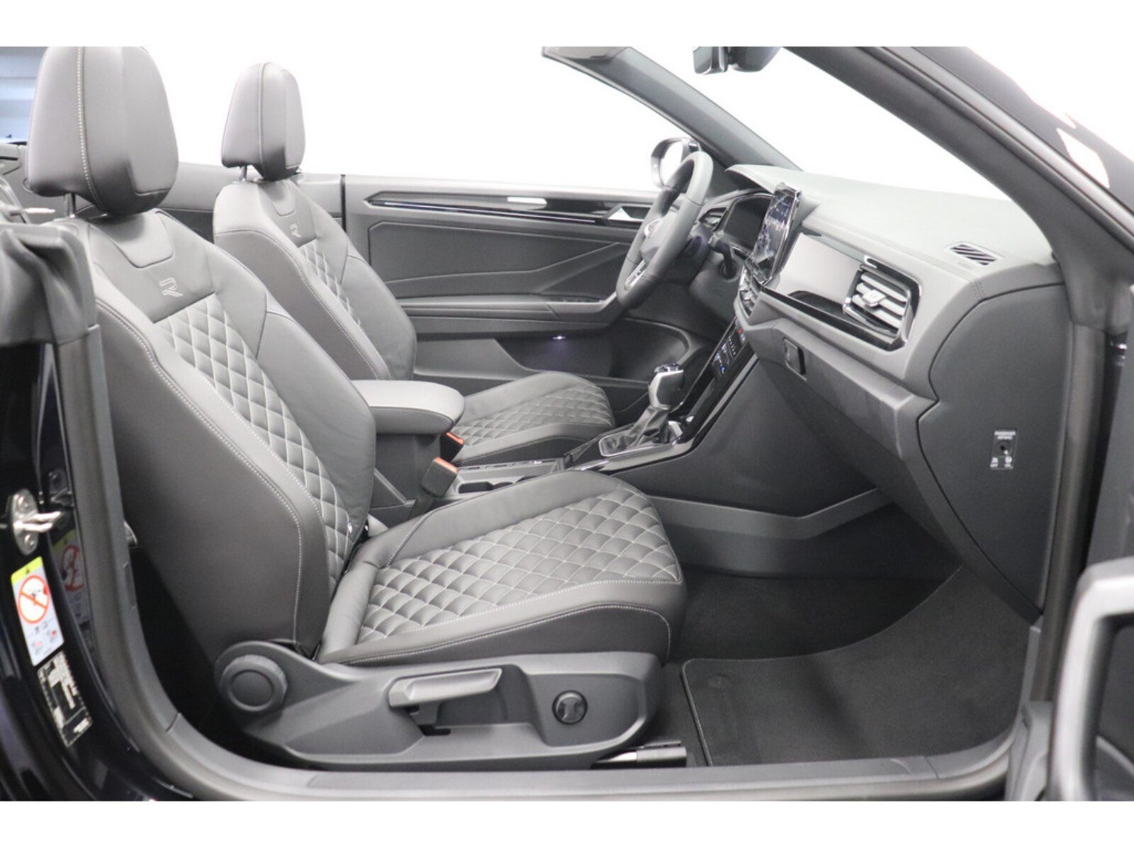 Volkswagen T-Roc Cabriolet – Bild 18