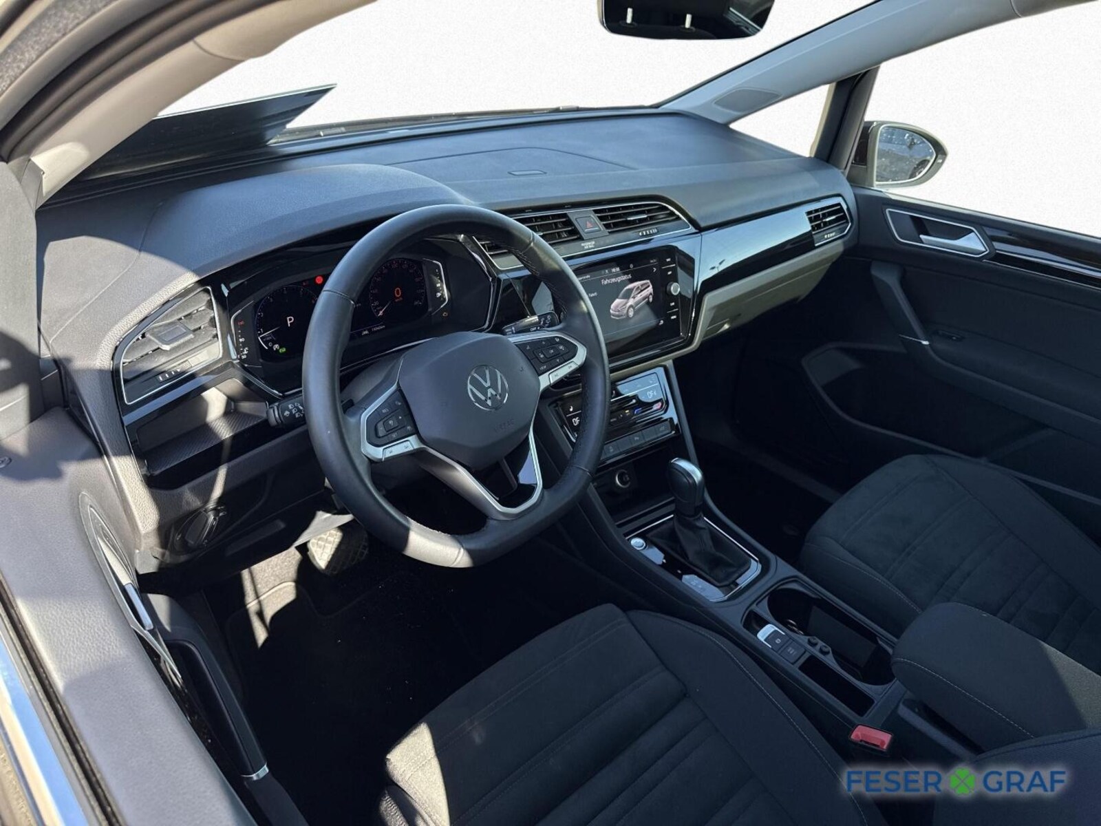Volkswagen Touran – Bild 8