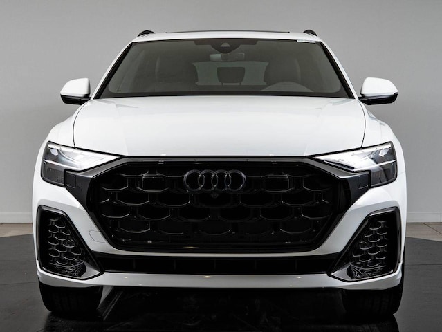 2026 Audi Q8