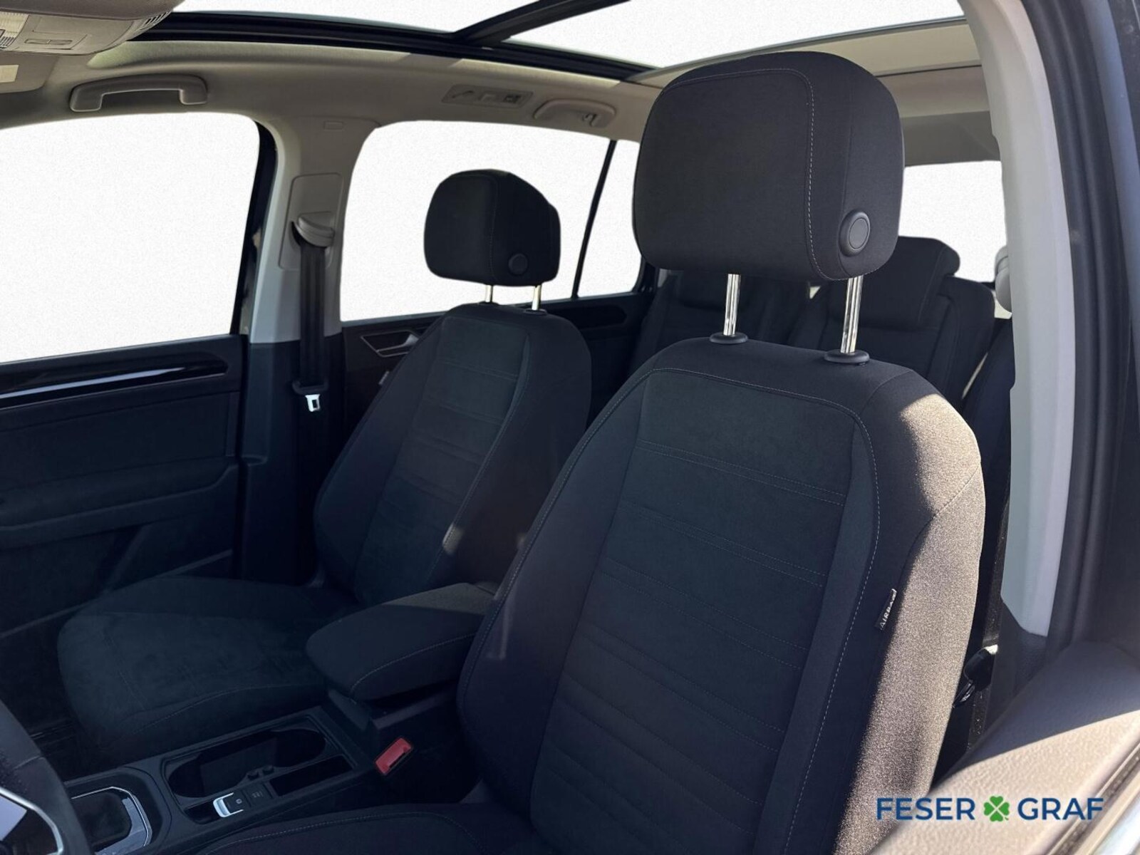 Volkswagen Touran – Bild 10