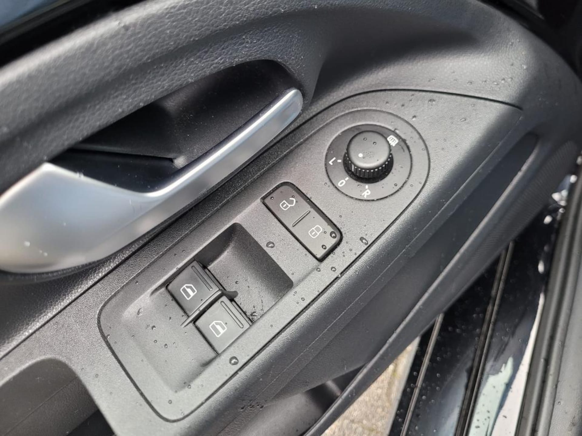 Volkswagen up! high up!