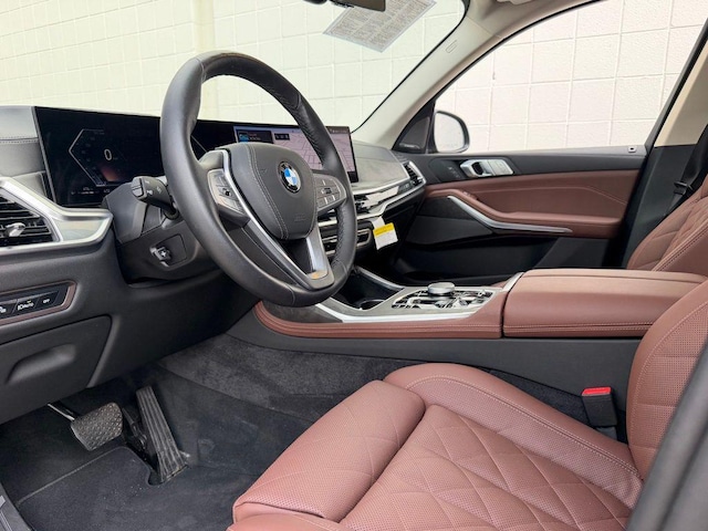 2026 BMW X7