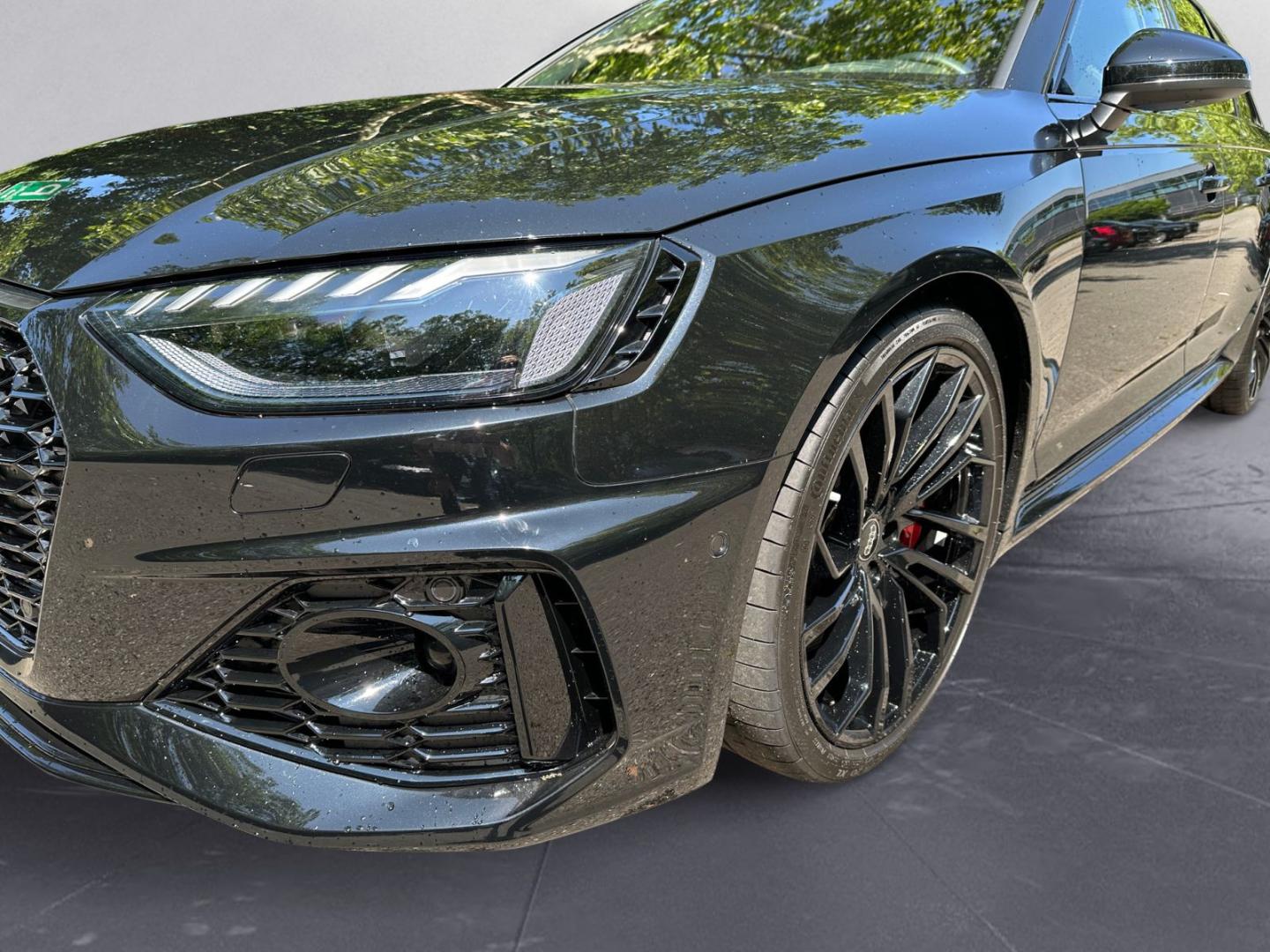 Image about Audi RS 4 Avant TFSI quattro tiptronic