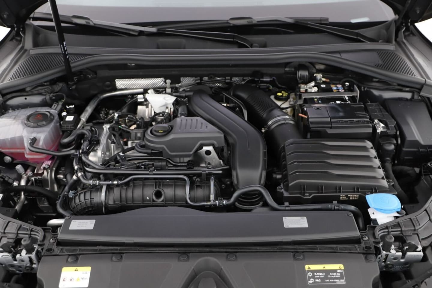 Bild über Audi A3 allstreet 35 TFSI S tronic - für weitere Informationen kontaktieren Sie den Audi Partner