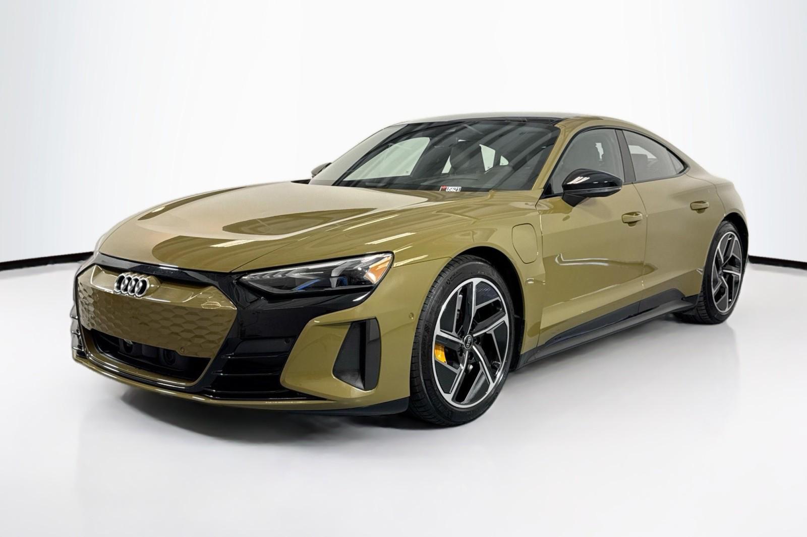2024 Audi RS e-tron GT -'s photo