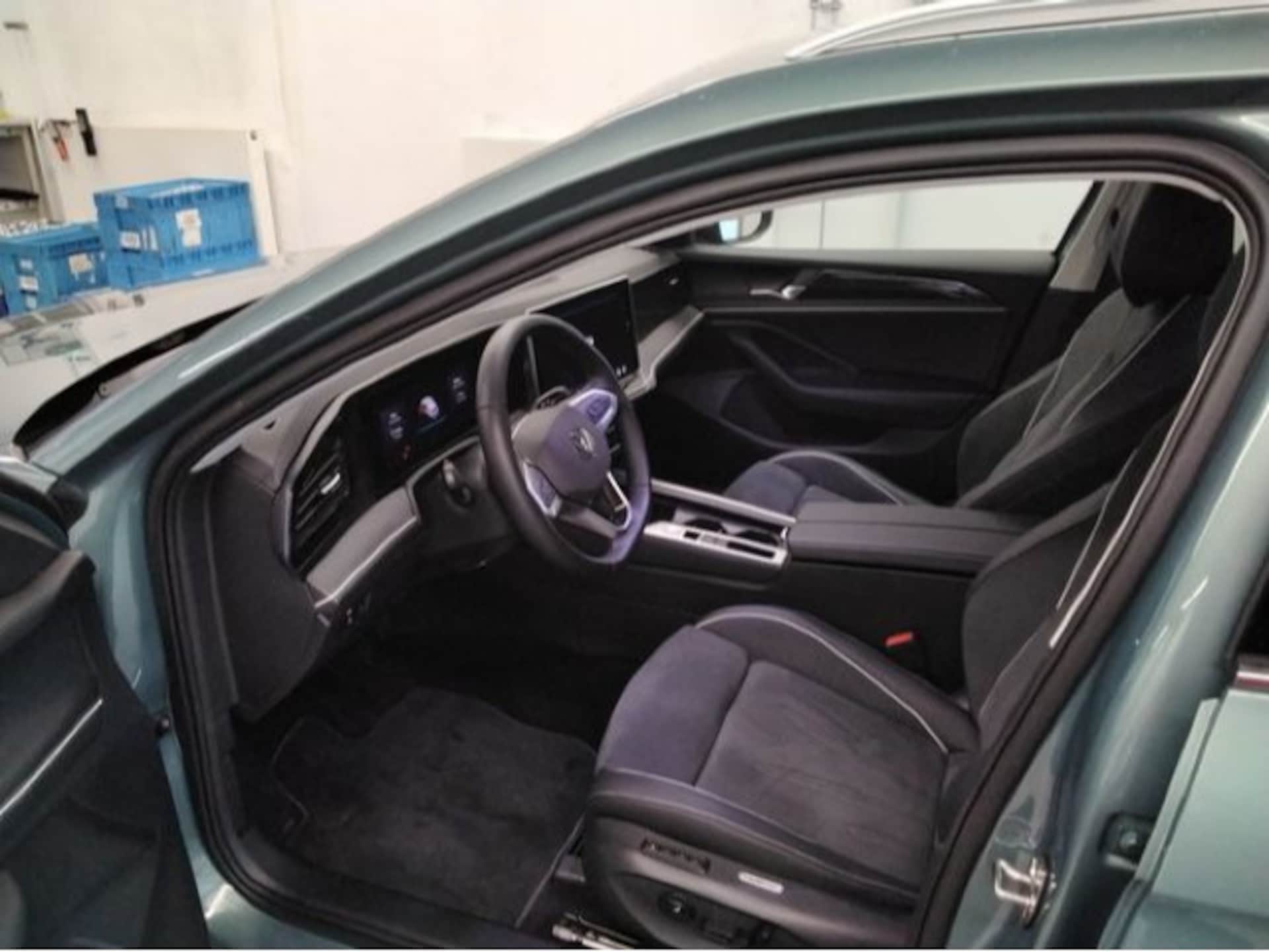 Volkswagen Passat Business