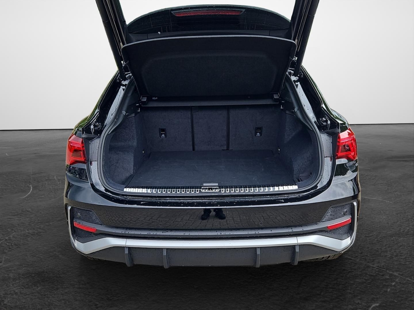 Bild über Audi Q3 Sportback S line 35 TFSI S tronic - für weitere Informationen kontaktieren Sie den Audi Partner