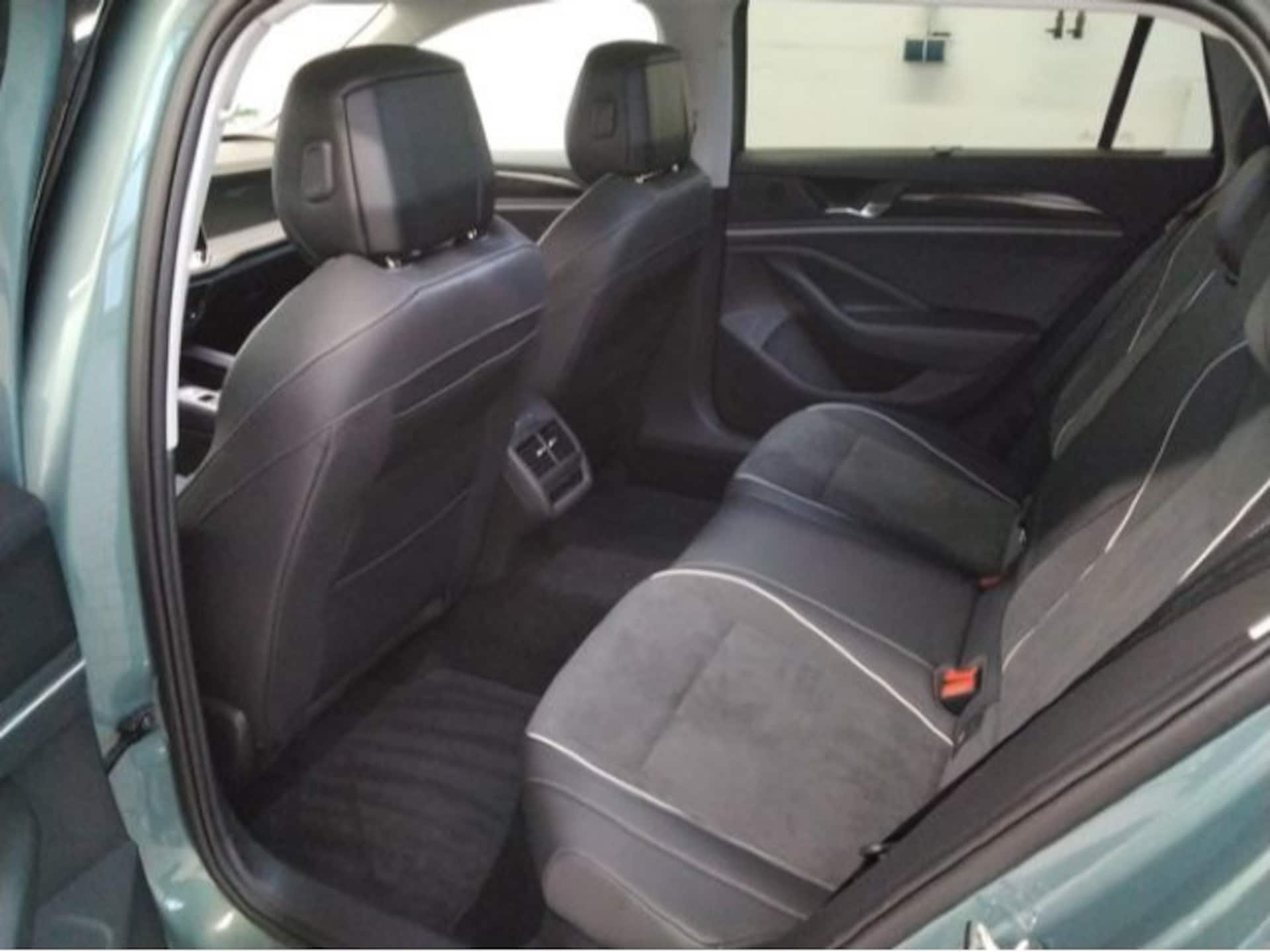 Volkswagen Passat Business