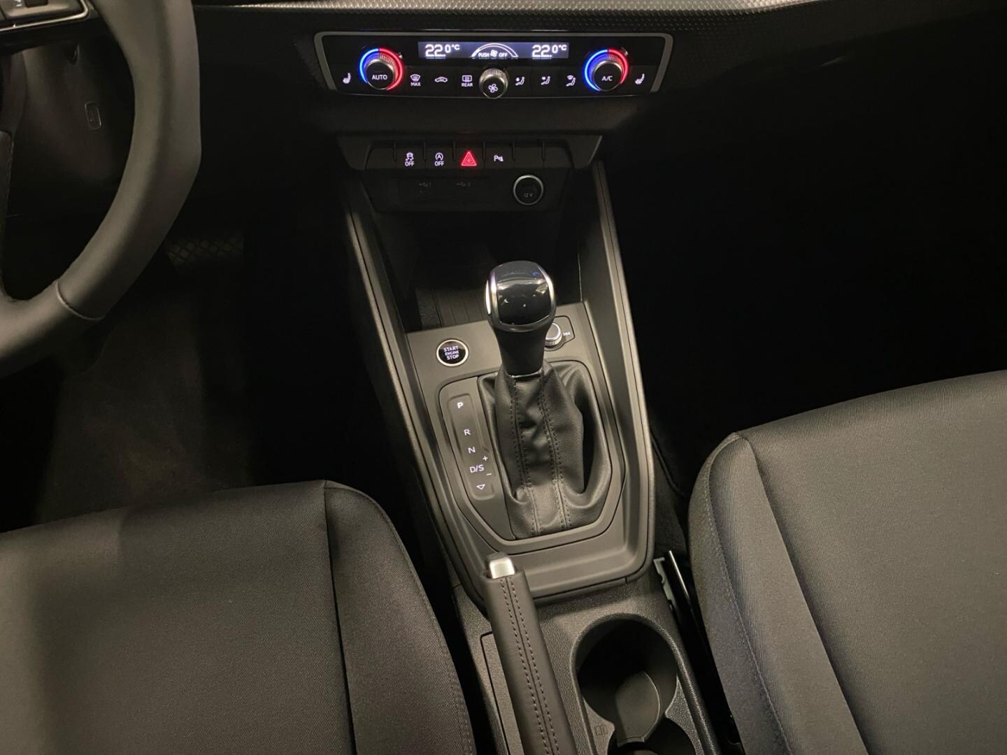 Bild über Audi A1 Sportback advanced 30 TFSI S tronic - für weitere Informationen kontaktieren Sie den Audi Partner