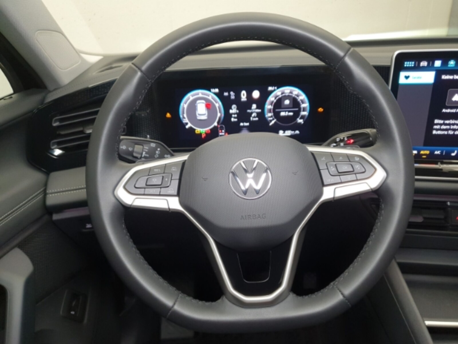 Volkswagen Tiguan – Bild 13