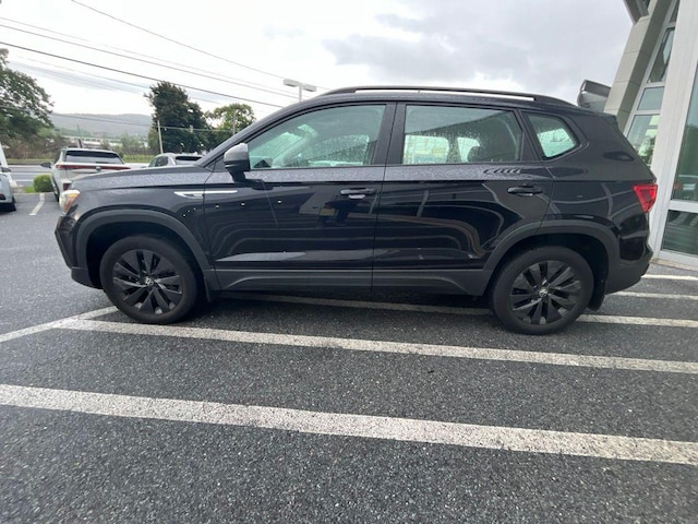 2023 Volkswagen Taos