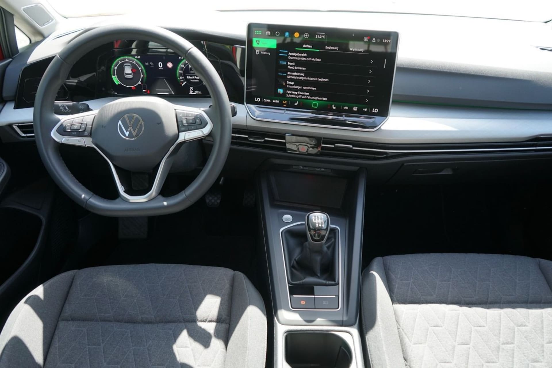 Volkswagen Golf Life