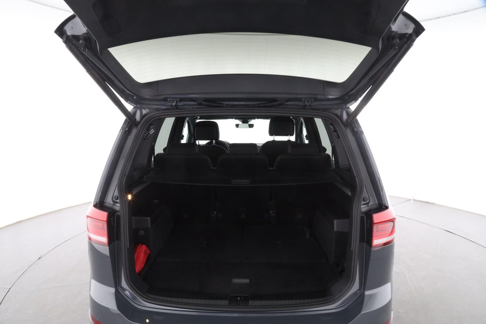 Volkswagen Touran – Bild 10