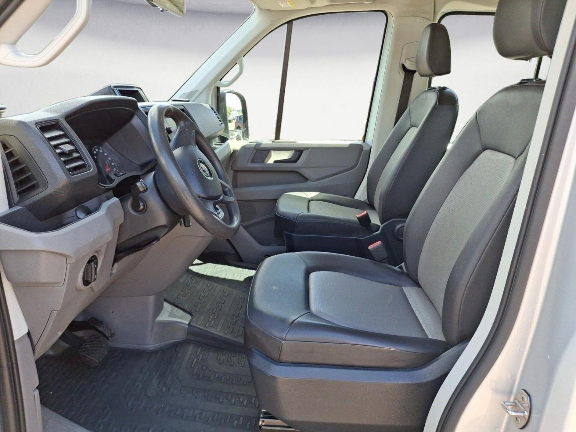 Volkswagen Crafter Doppelkabine mittlerer Radstand