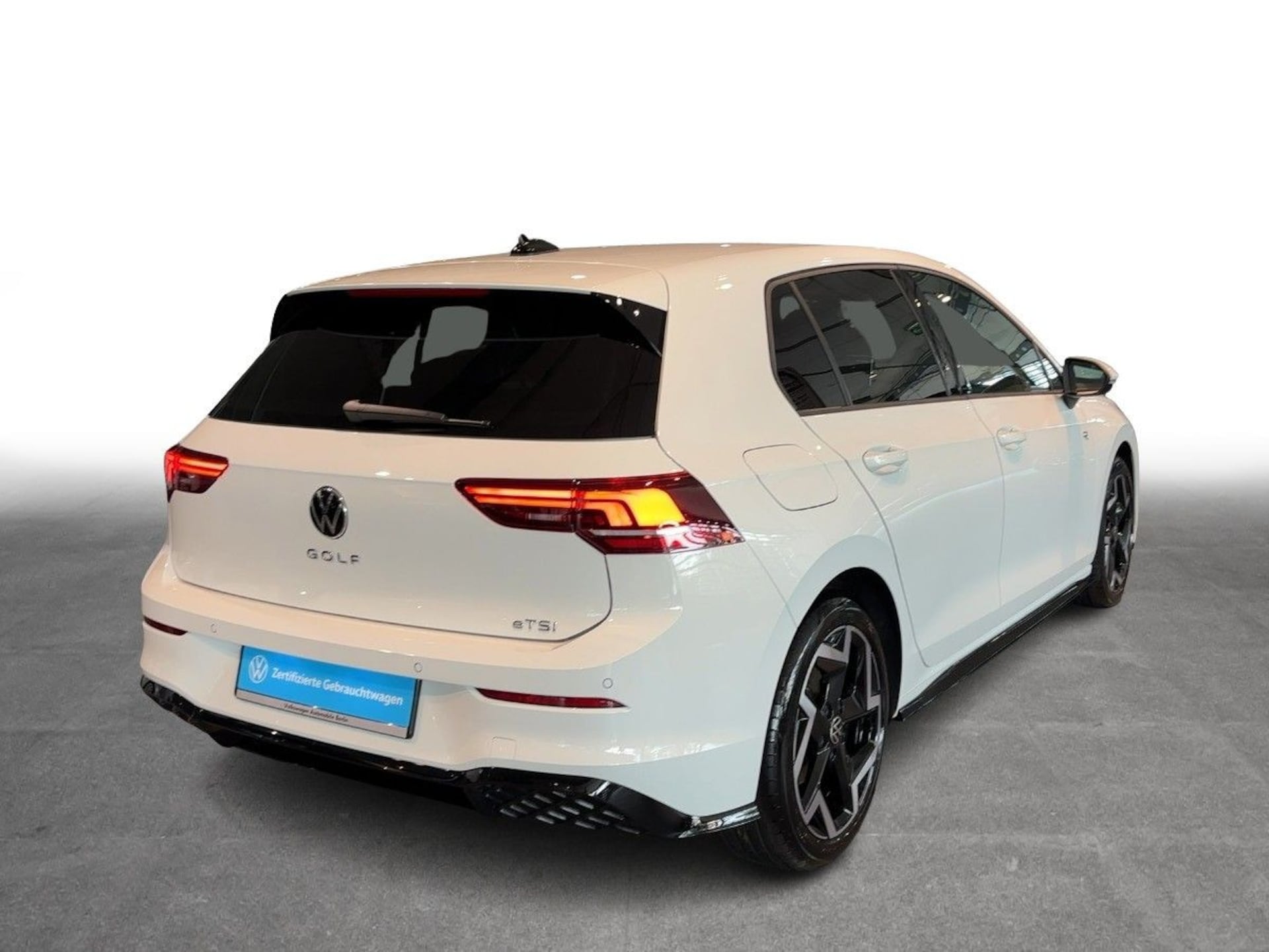 Volkswagen Golf R-Line