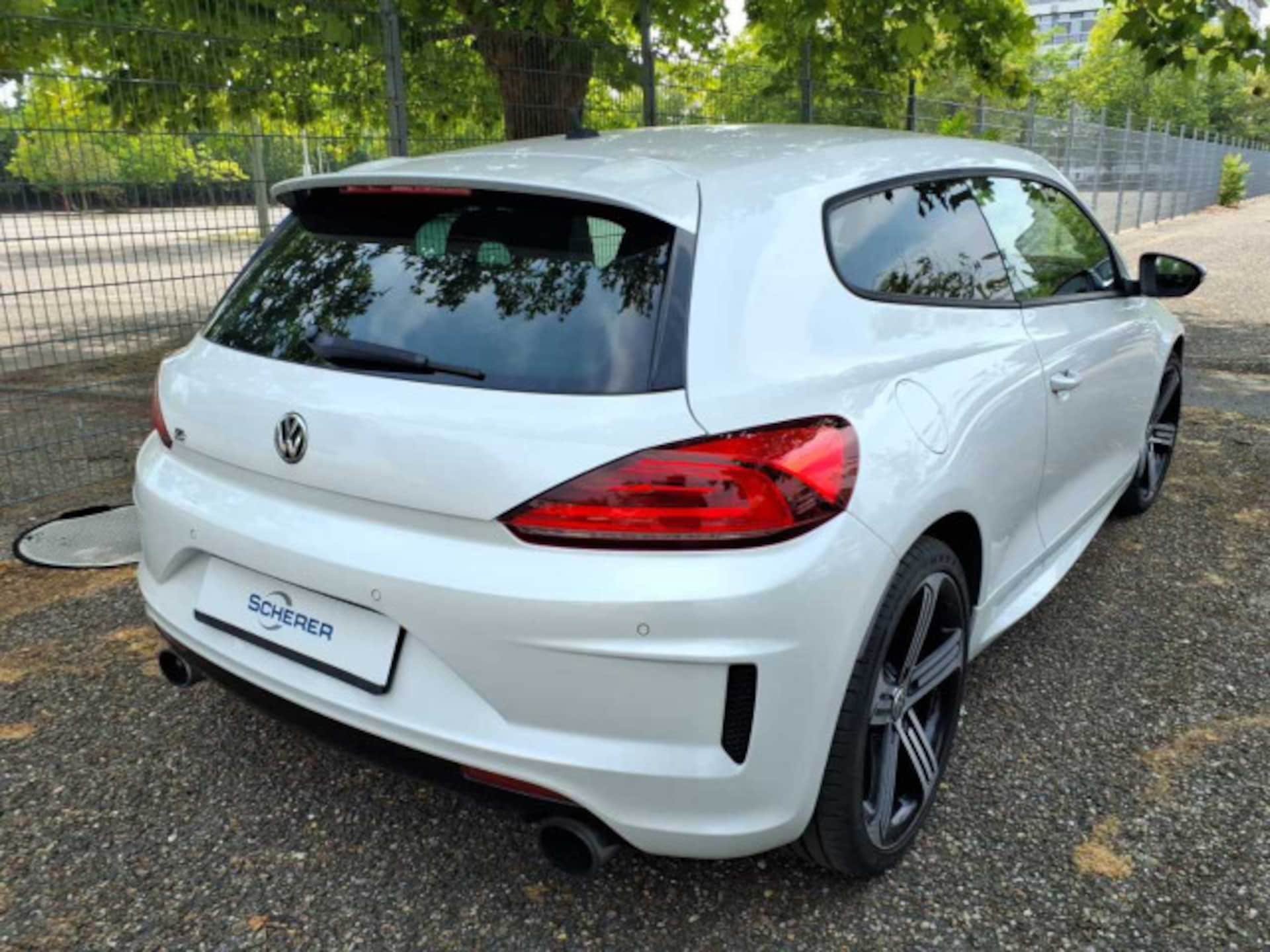 Volkswagen Scirocco R