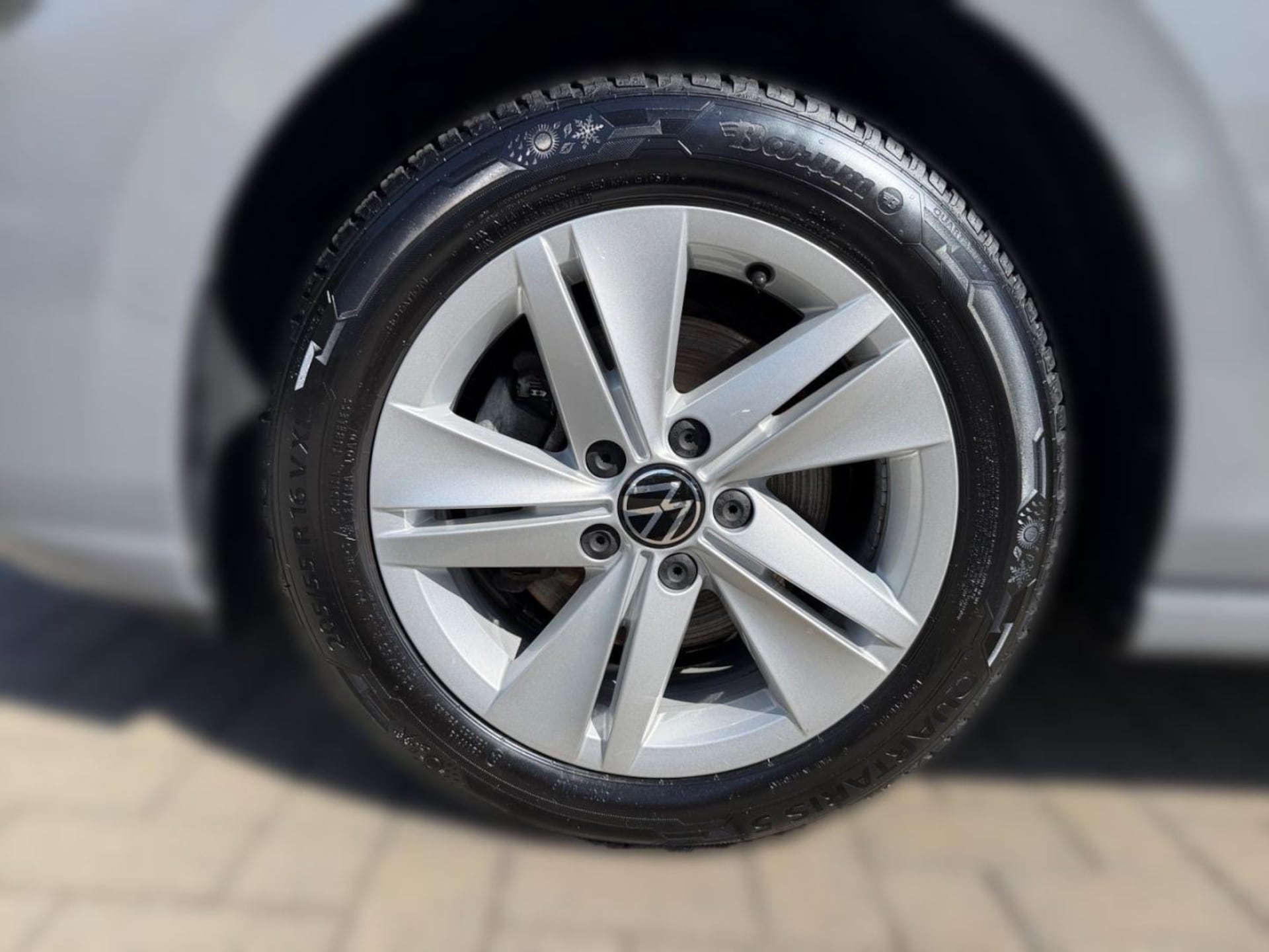 Volkswagen Golf Life