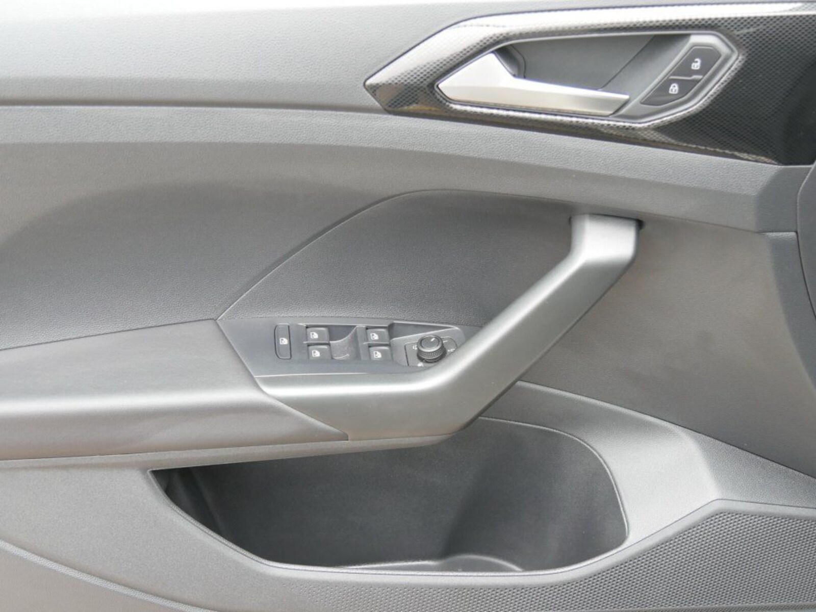 Volkswagen T-Cross – Bild 10
