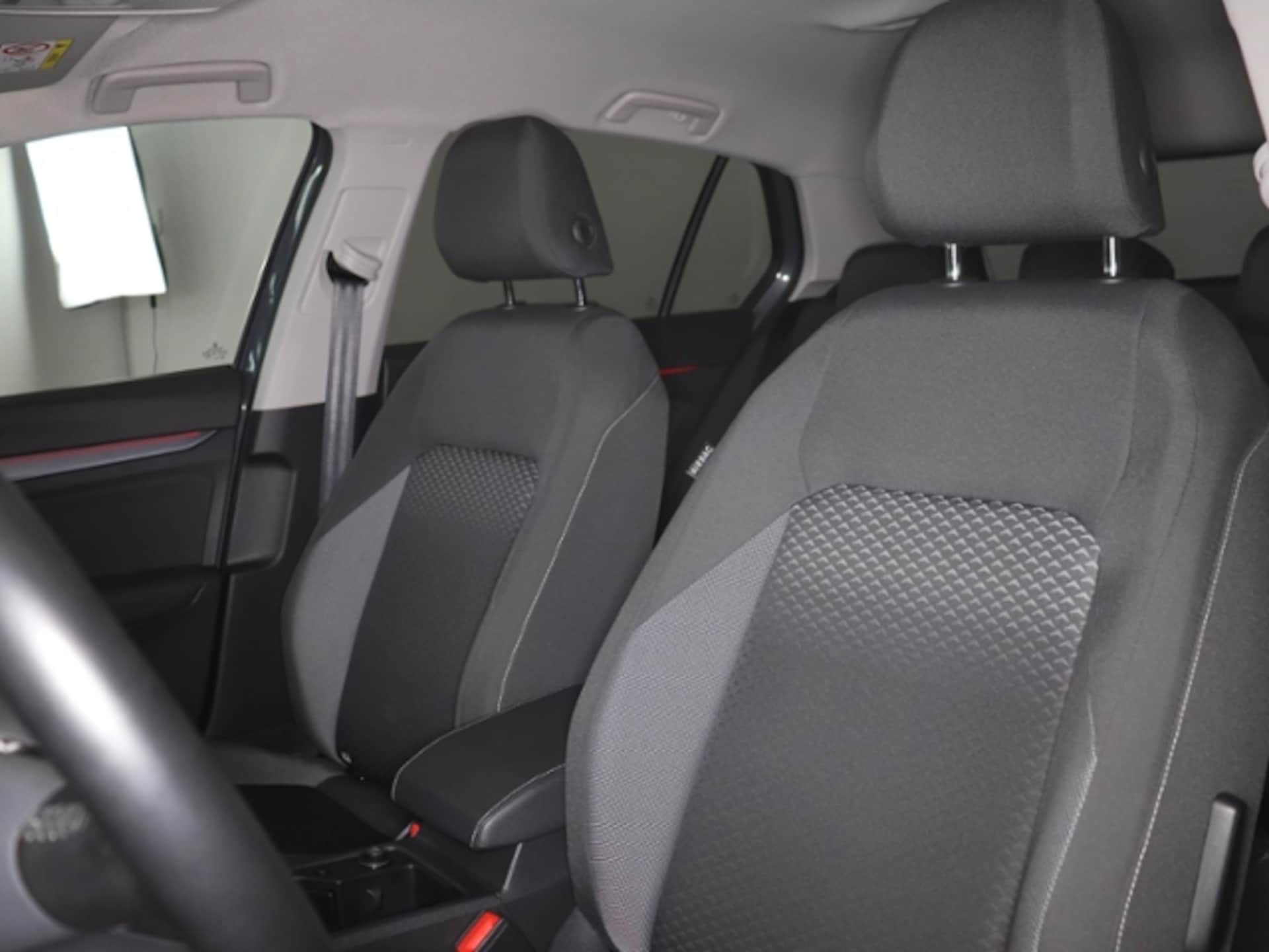 Volkswagen Golf Active